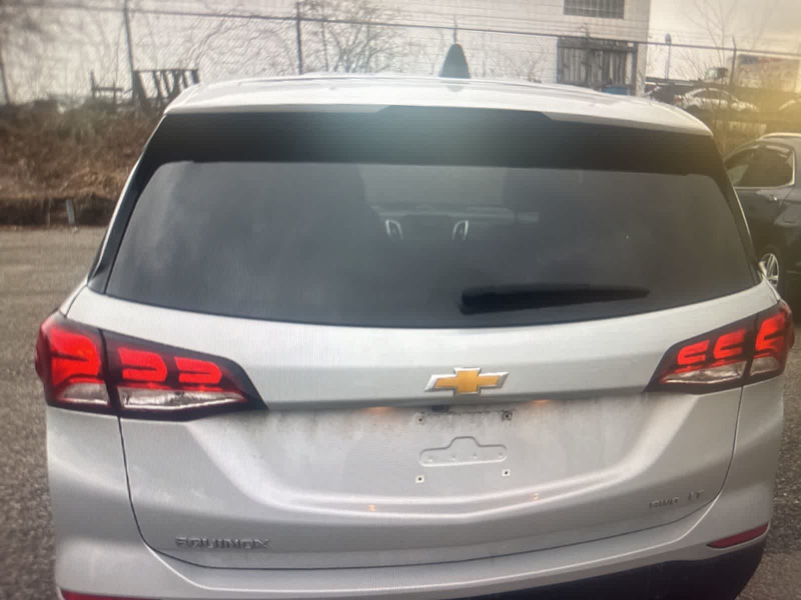 Thumbnail: 2022 Chevrolet Equinox - 4