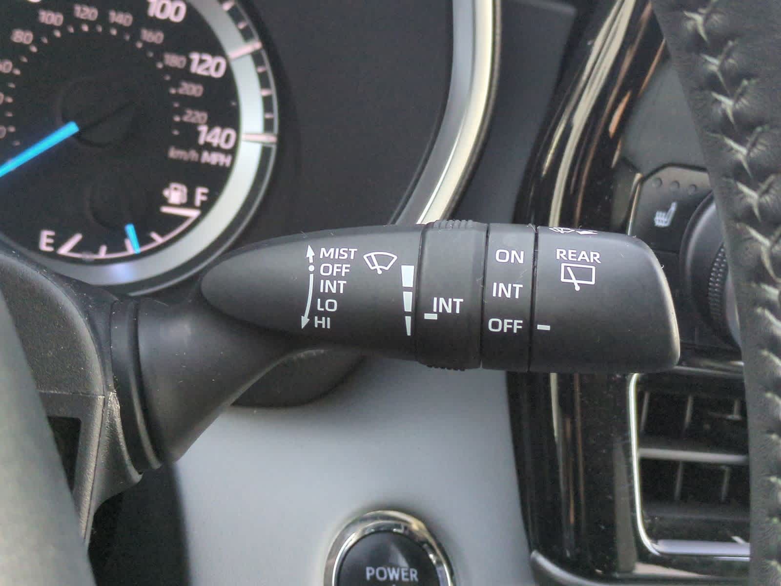 Thumbnail: 2023 Toyota Highlander - 27