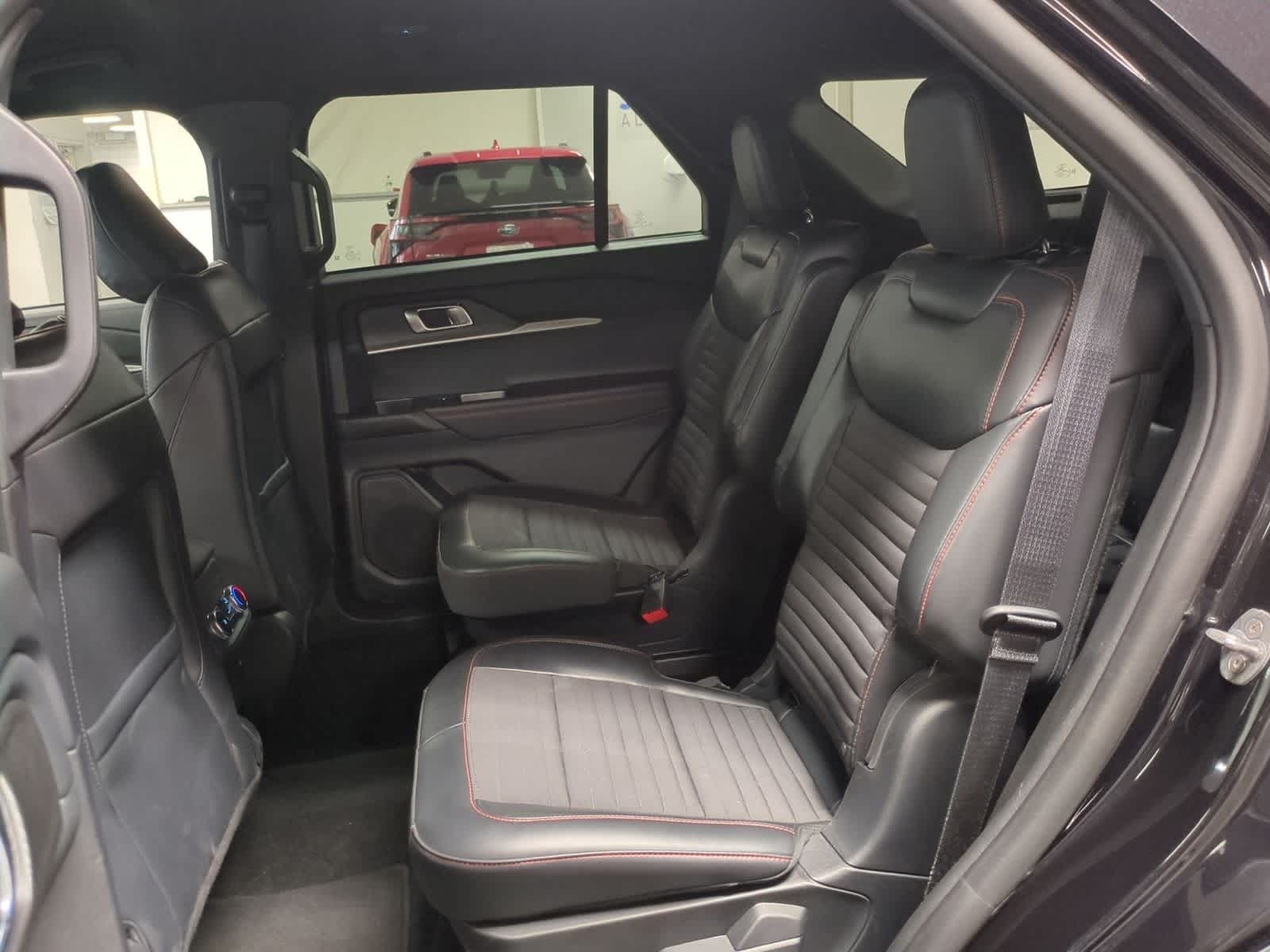 Thumbnail: 2025 Ford Explorer - 20