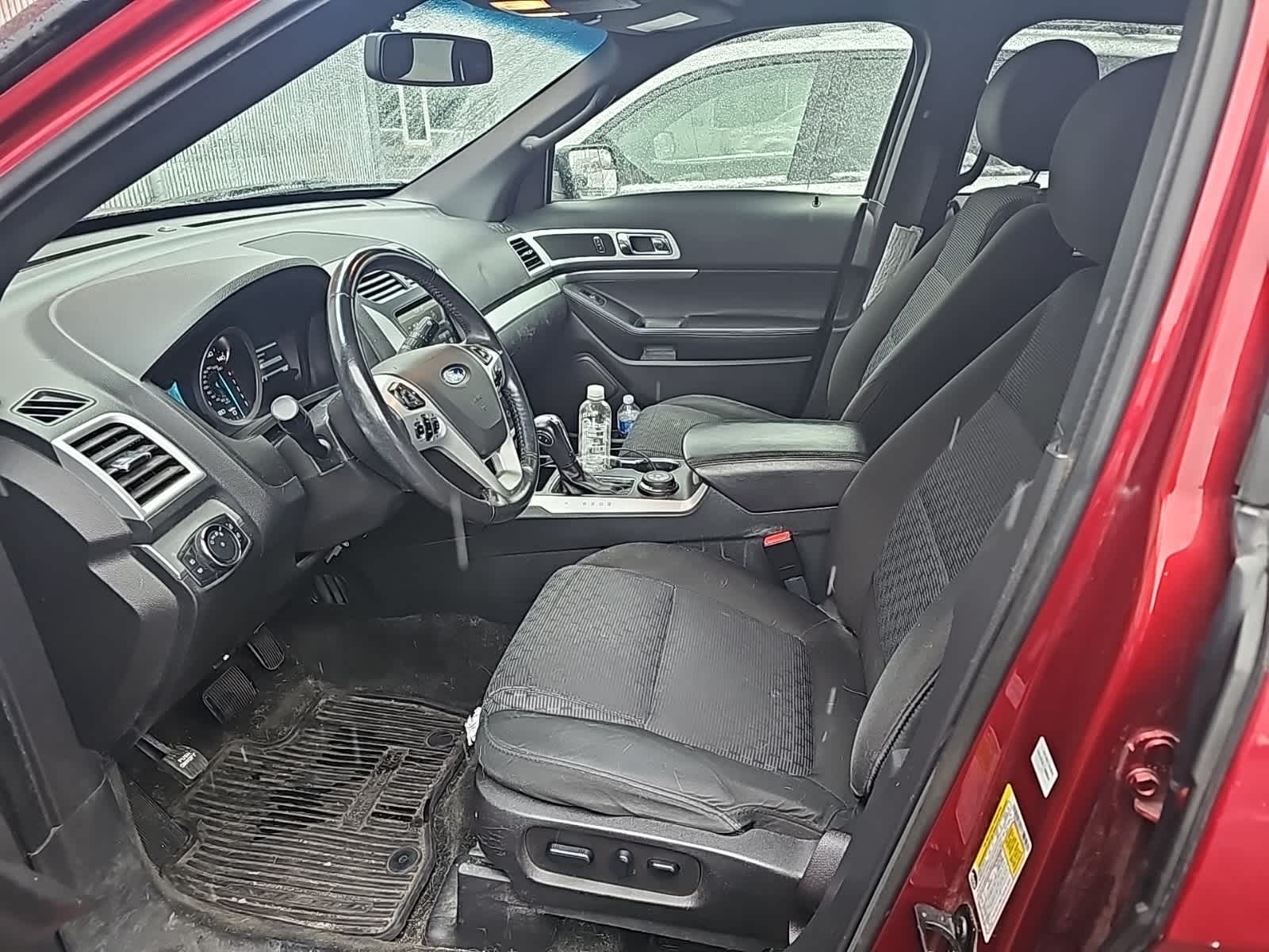 Thumbnail: 2015 Ford Explorer - 5