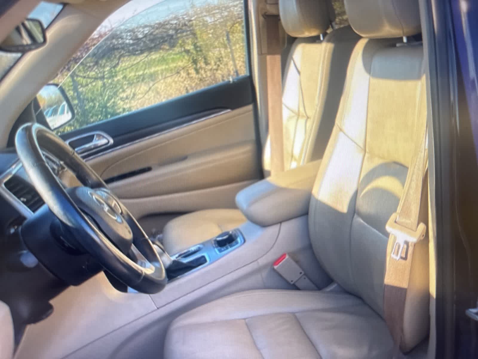 Thumbnail: 2018 Jeep Grand Cherokee - 11