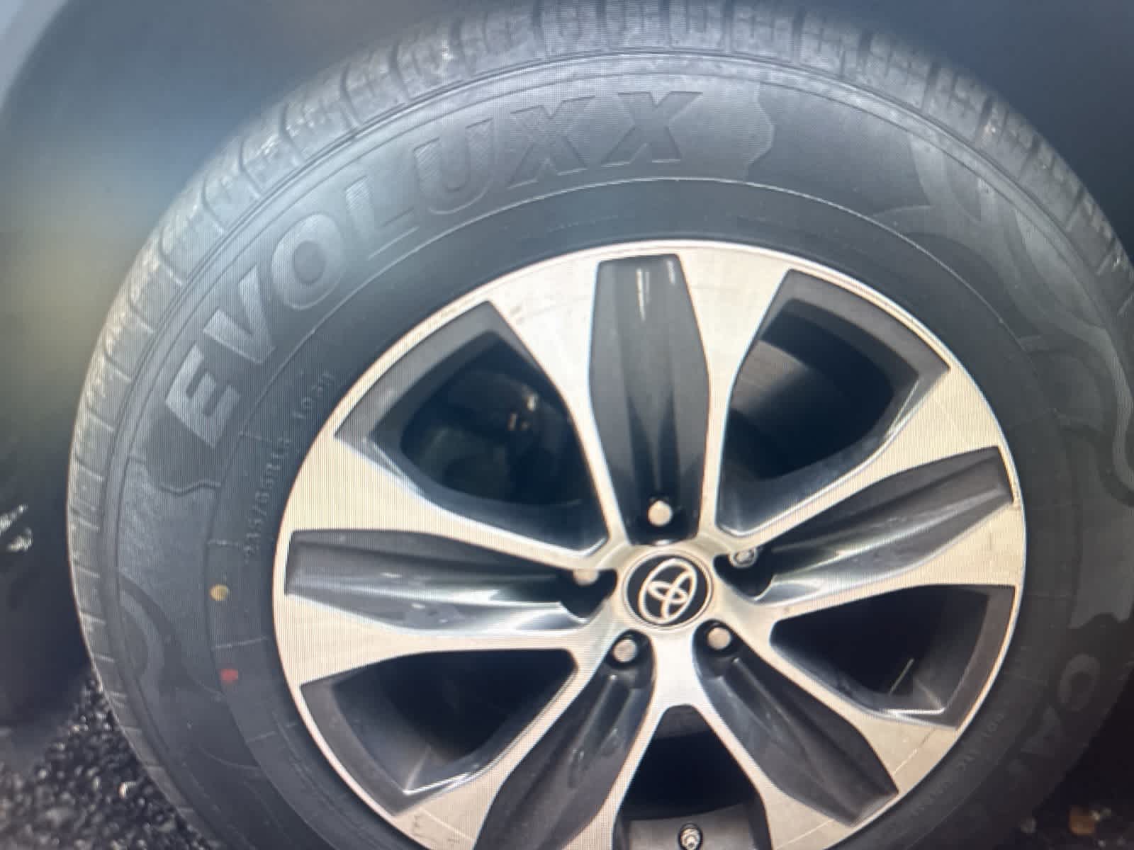 Thumbnail: 2020 Toyota Highlander - 9