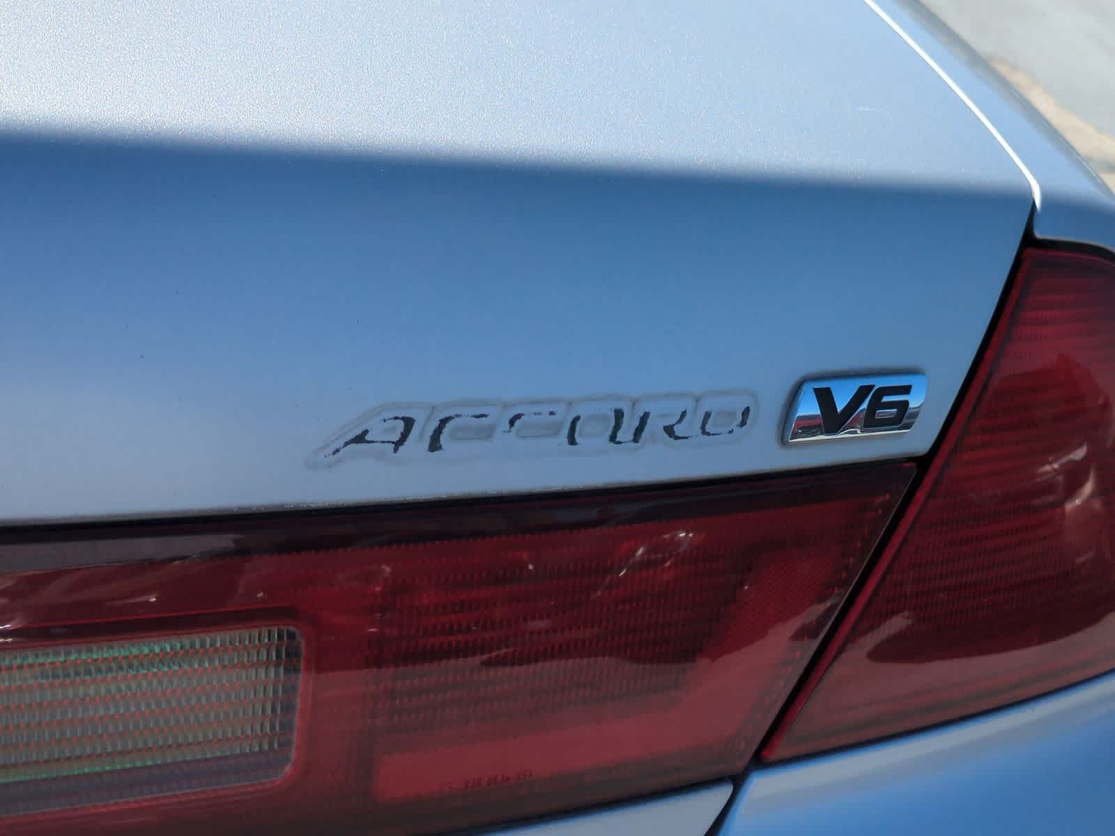 Thumbnail: 2001 Honda Accord - 13
