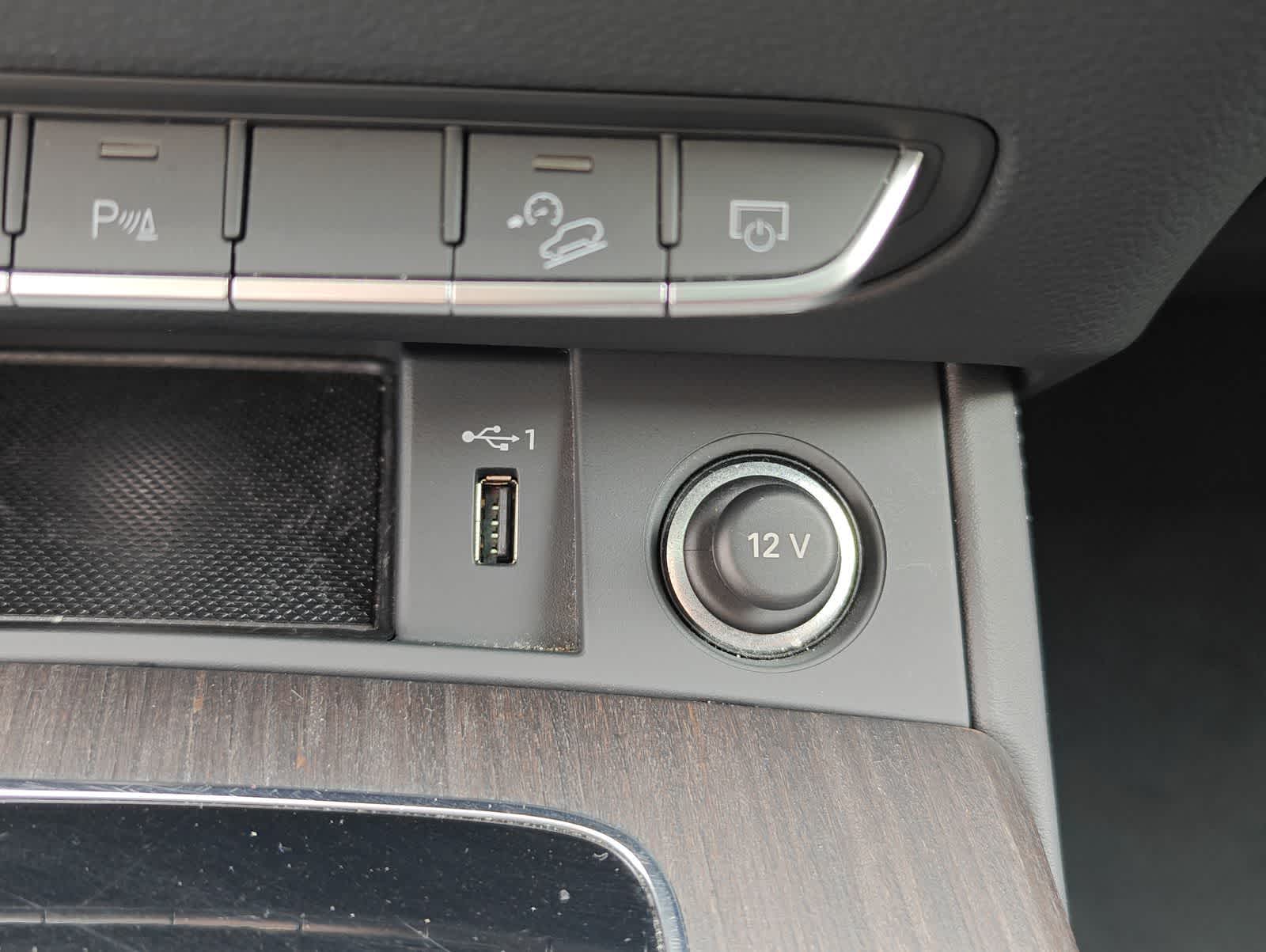 Thumbnail: 2024 Audi Q5 - 32