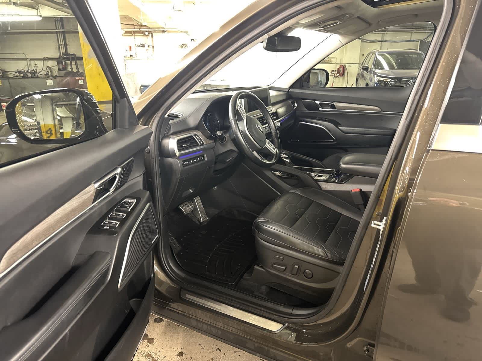 Thumbnail: 2020 Kia Telluride - 10