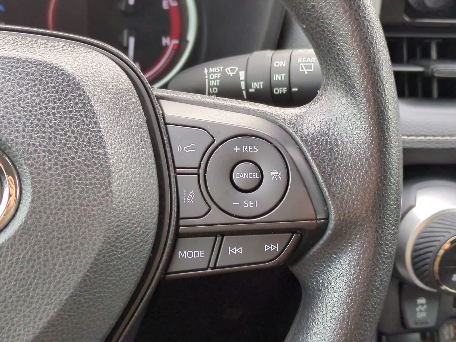 Thumbnail: 2024 Toyota RAV4 - 25