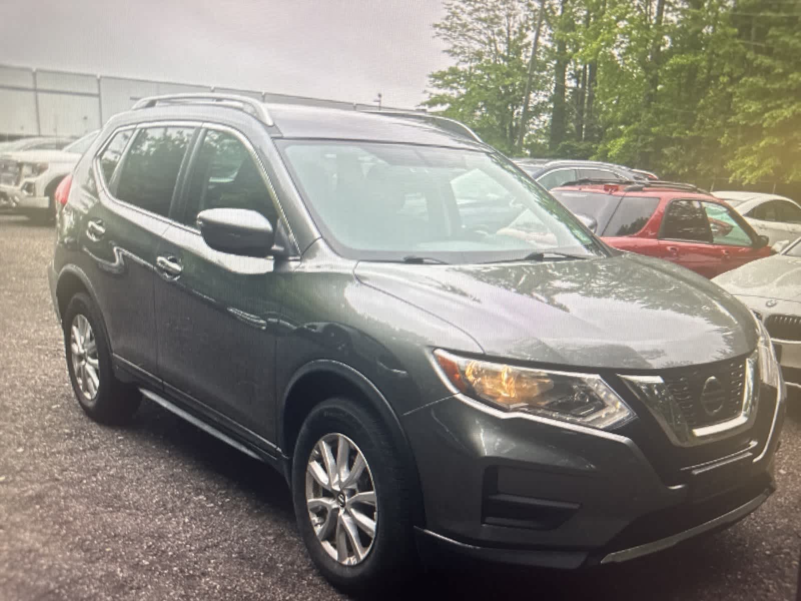 2017 Nissan Rogue SV 7