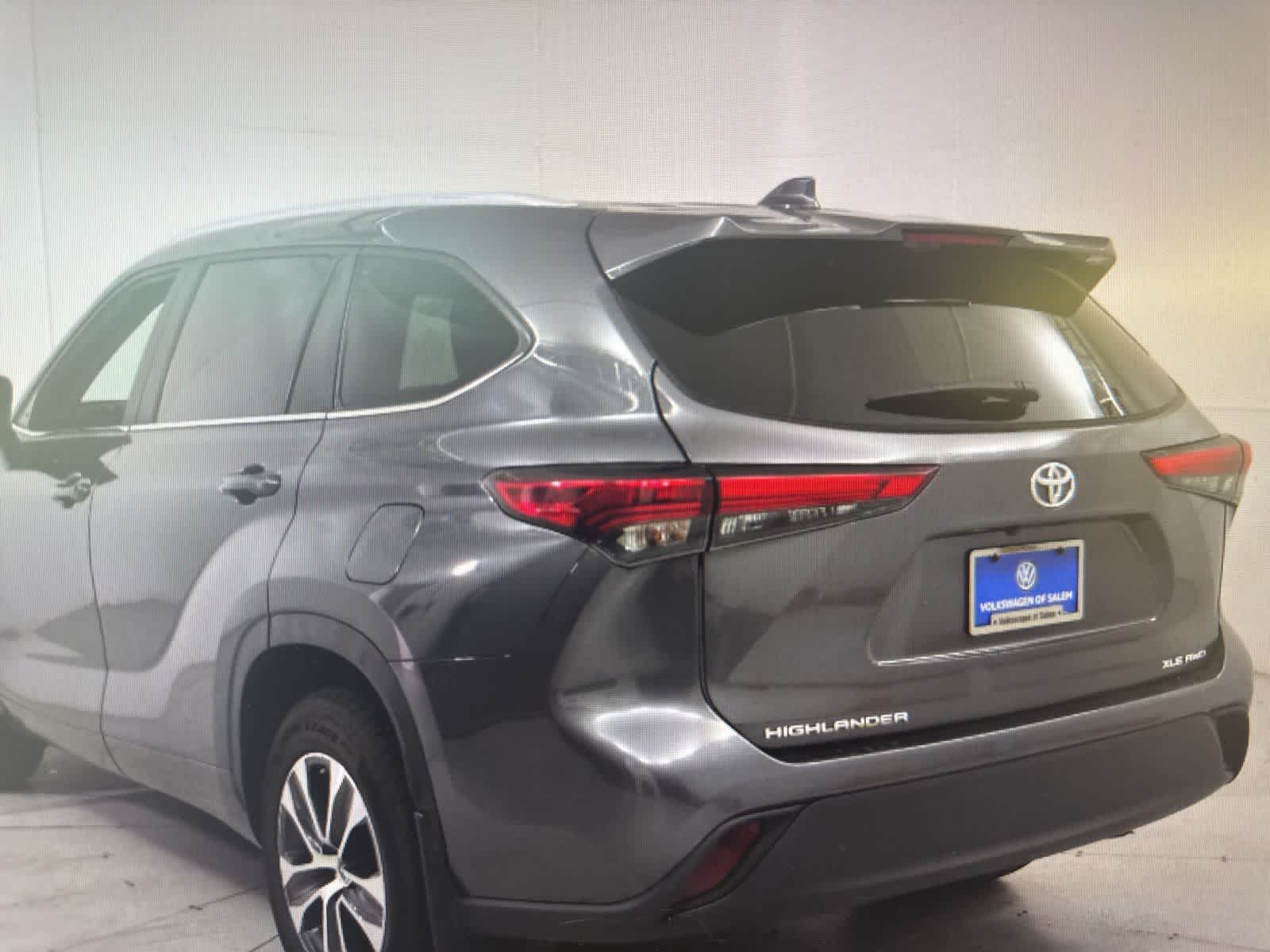 2023 Toyota Highlander XLE - Photo 40