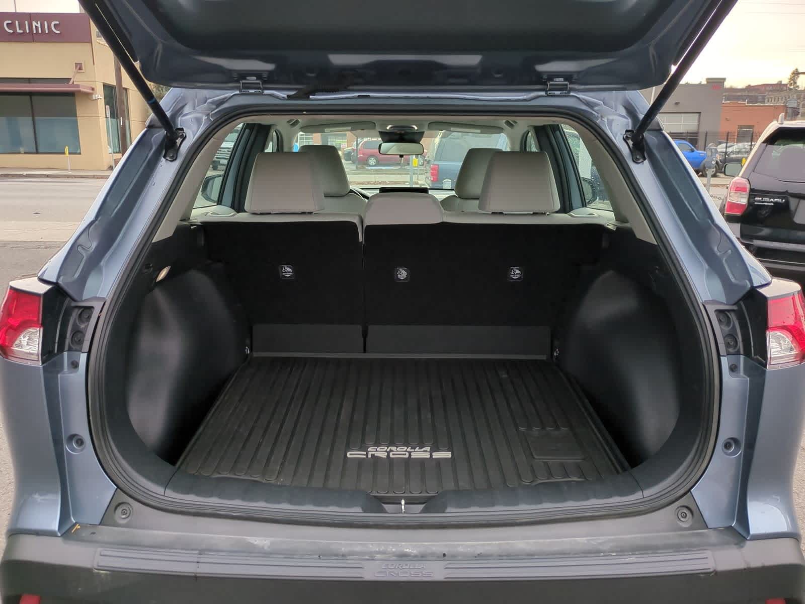 Thumbnail: 2023 Toyota Corolla Cross - 33