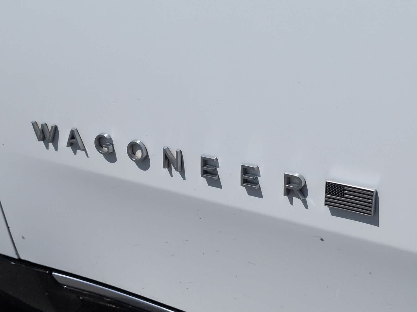 Thumbnail: 2023 Jeep Wagoneer - 12