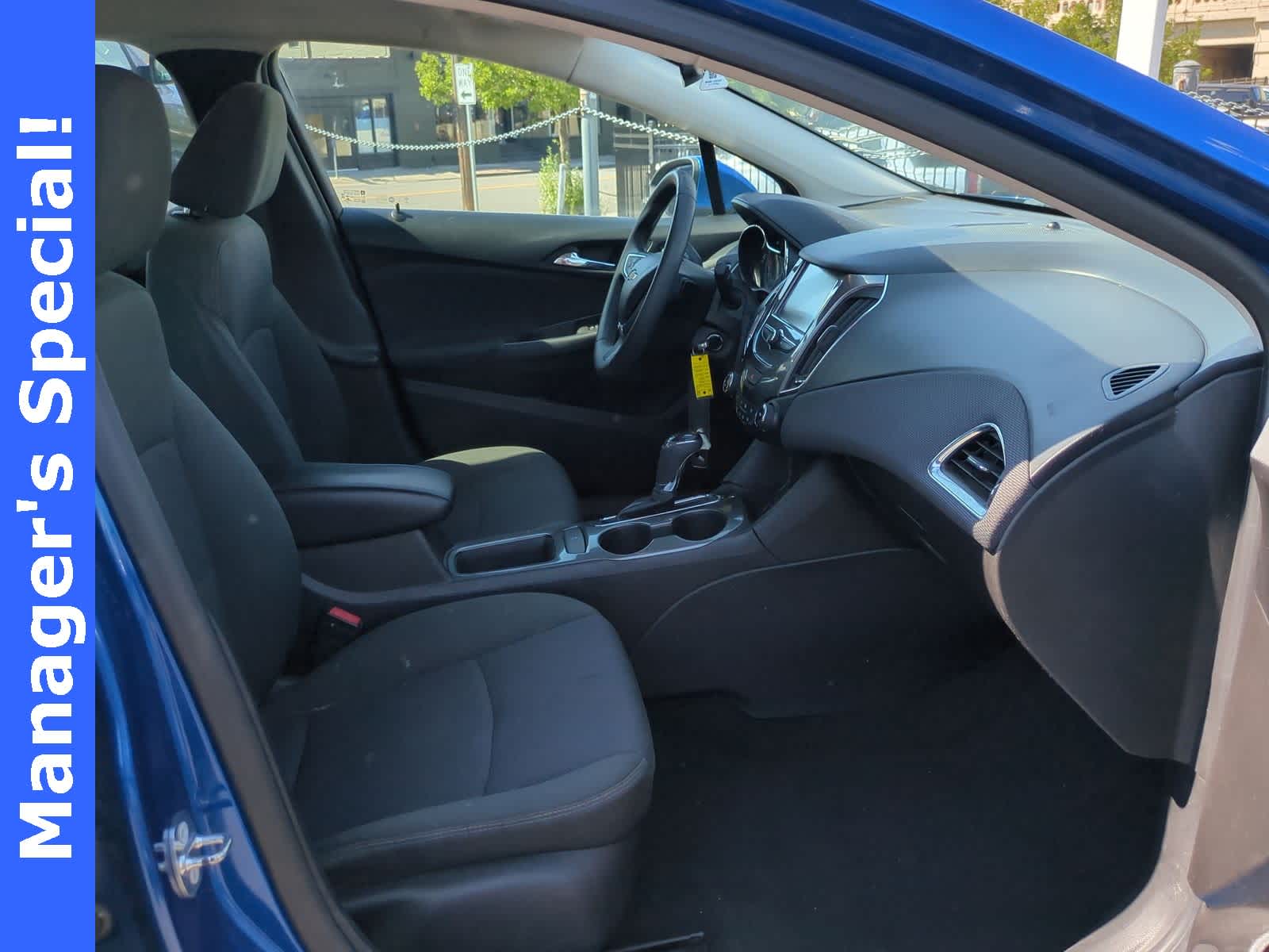 Thumbnail: 2018 Chevrolet Cruze - 22