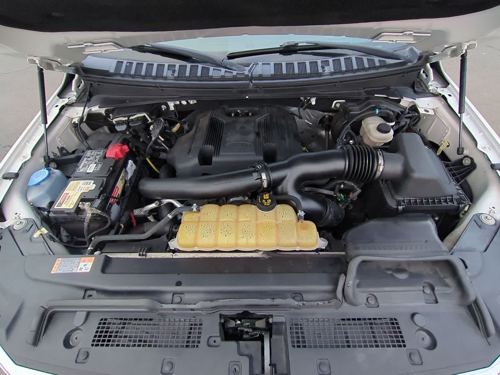 Thumbnail: 2019 Ford Expedition - 15