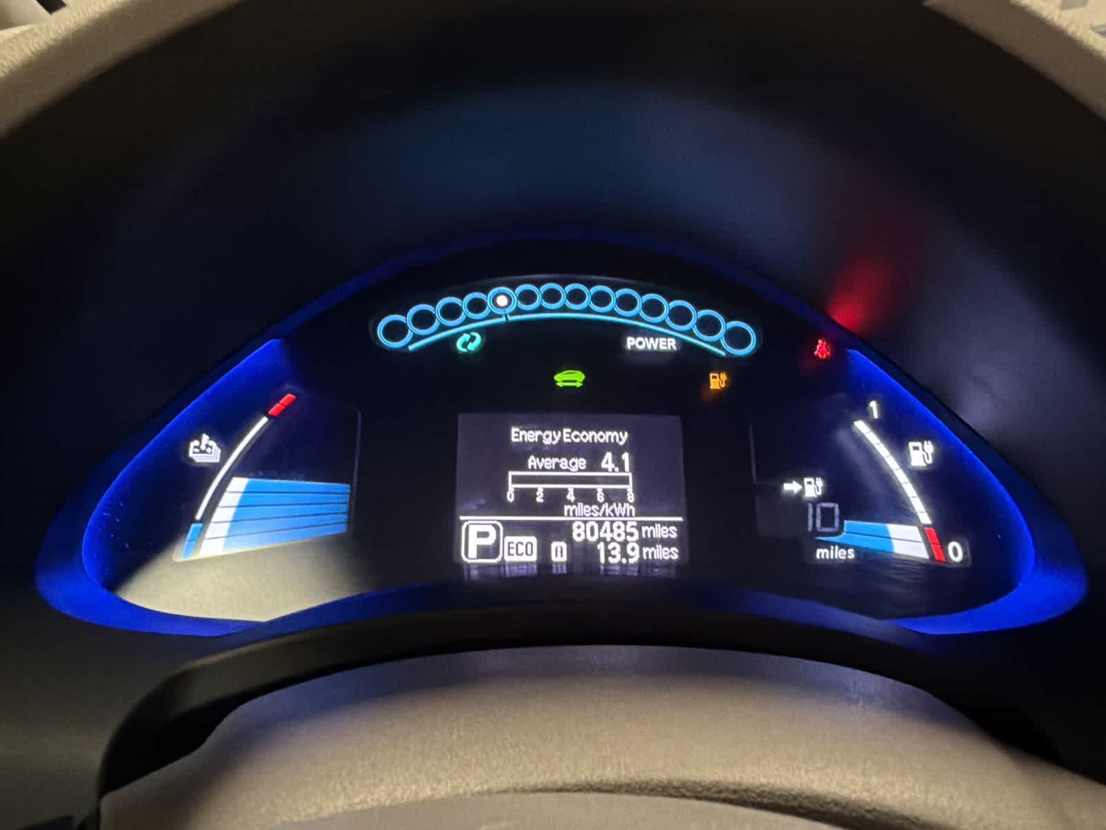 Thumbnail: 2015 Nissan Leaf - 32