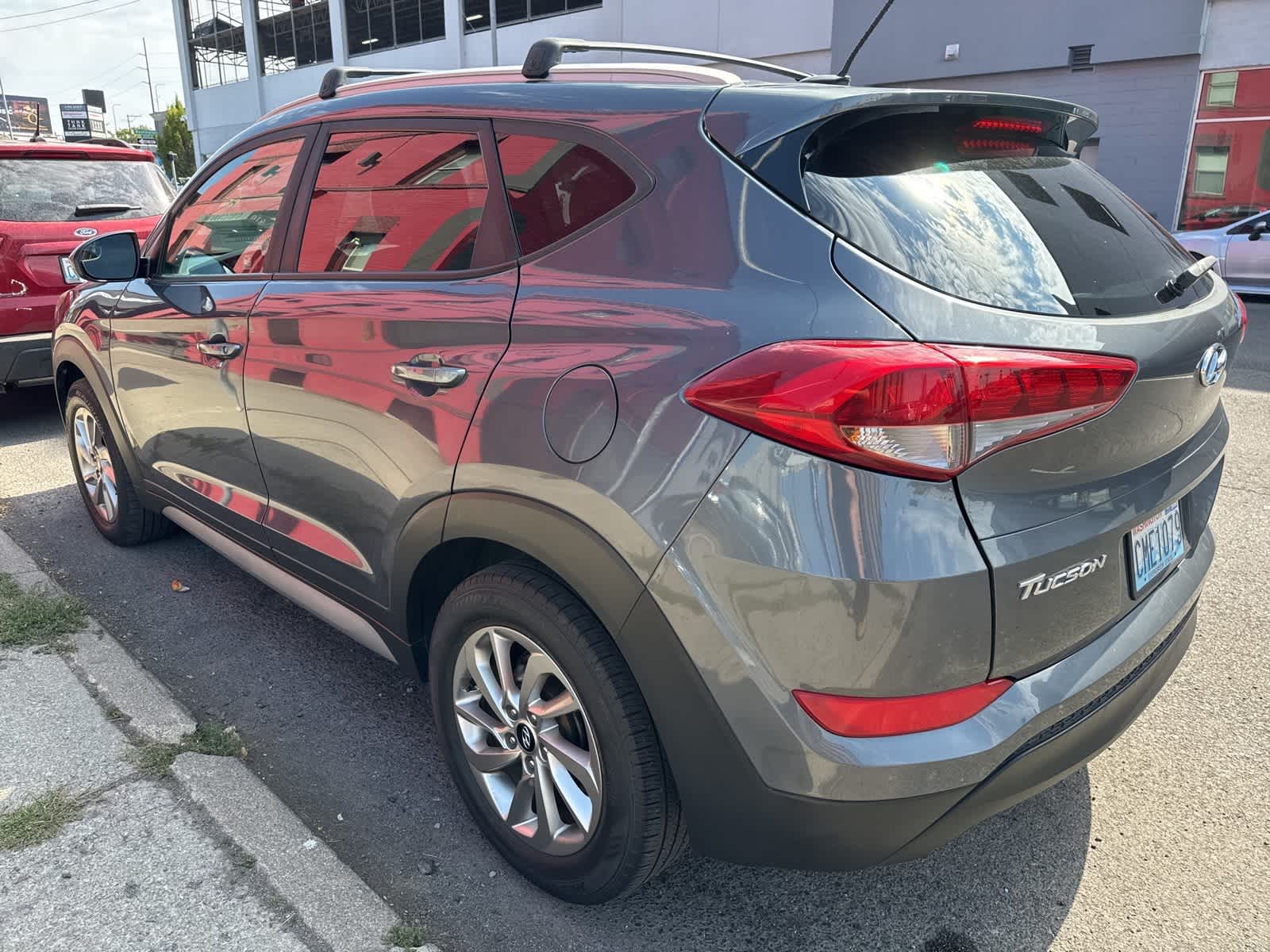 Thumbnail: 2017 Hyundai Tucson - 4