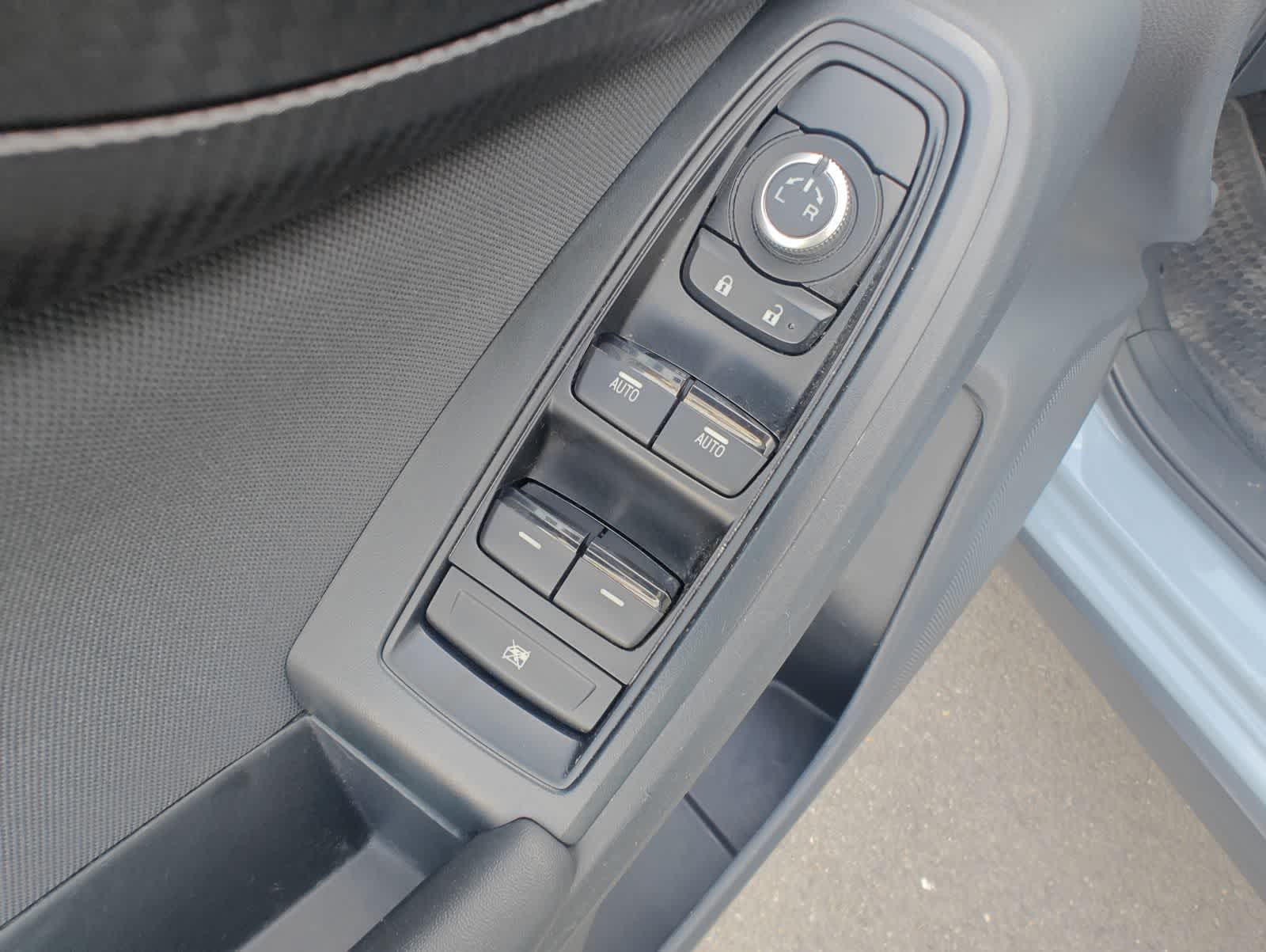 Thumbnail: 2020 Subaru Crosstrek - 18