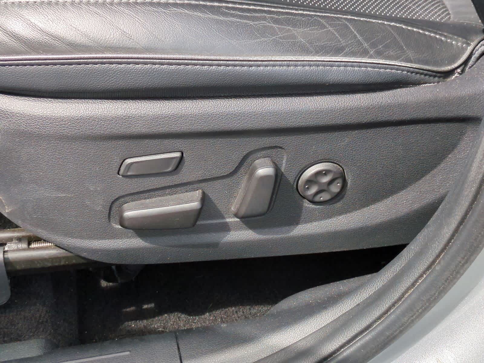 Thumbnail: 2021 Hyundai Santa Fe - 18