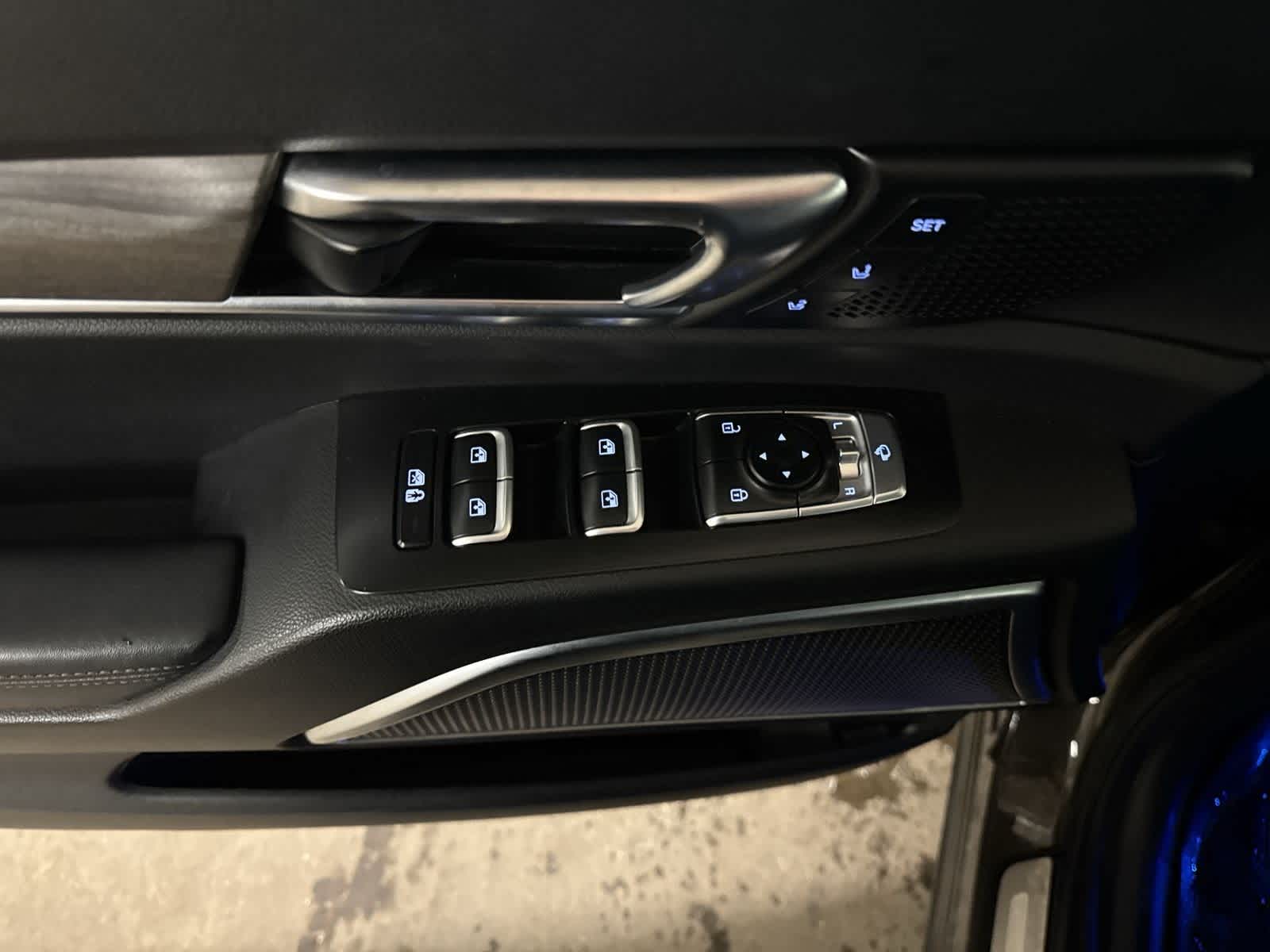 Thumbnail: 2020 Kia Telluride - 15