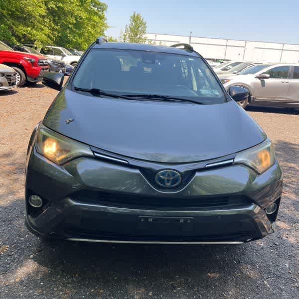 Thumbnail: 2018 Toyota RAV4 - 12