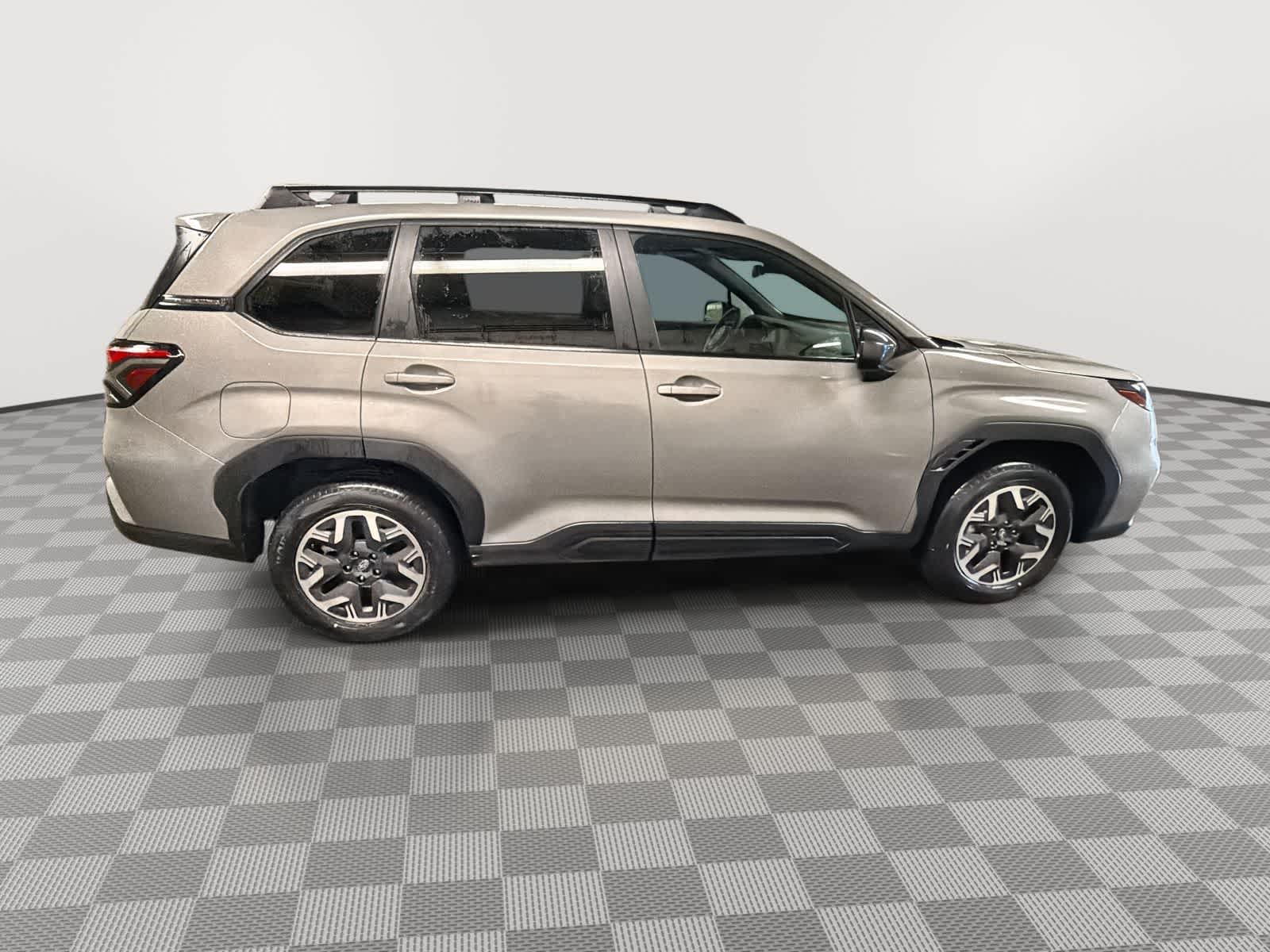 Thumbnail: 2026 Subaru Forester - 9