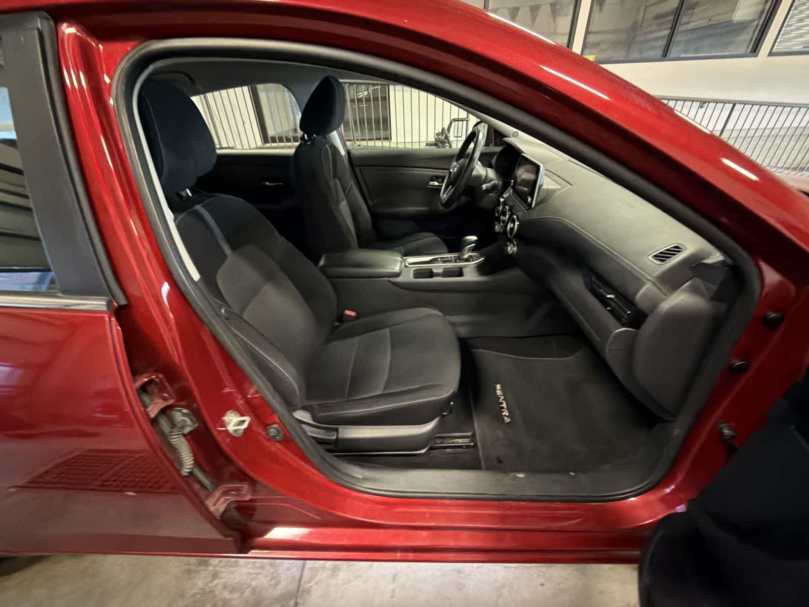 Thumbnail: 2020 Nissan Sentra - 20