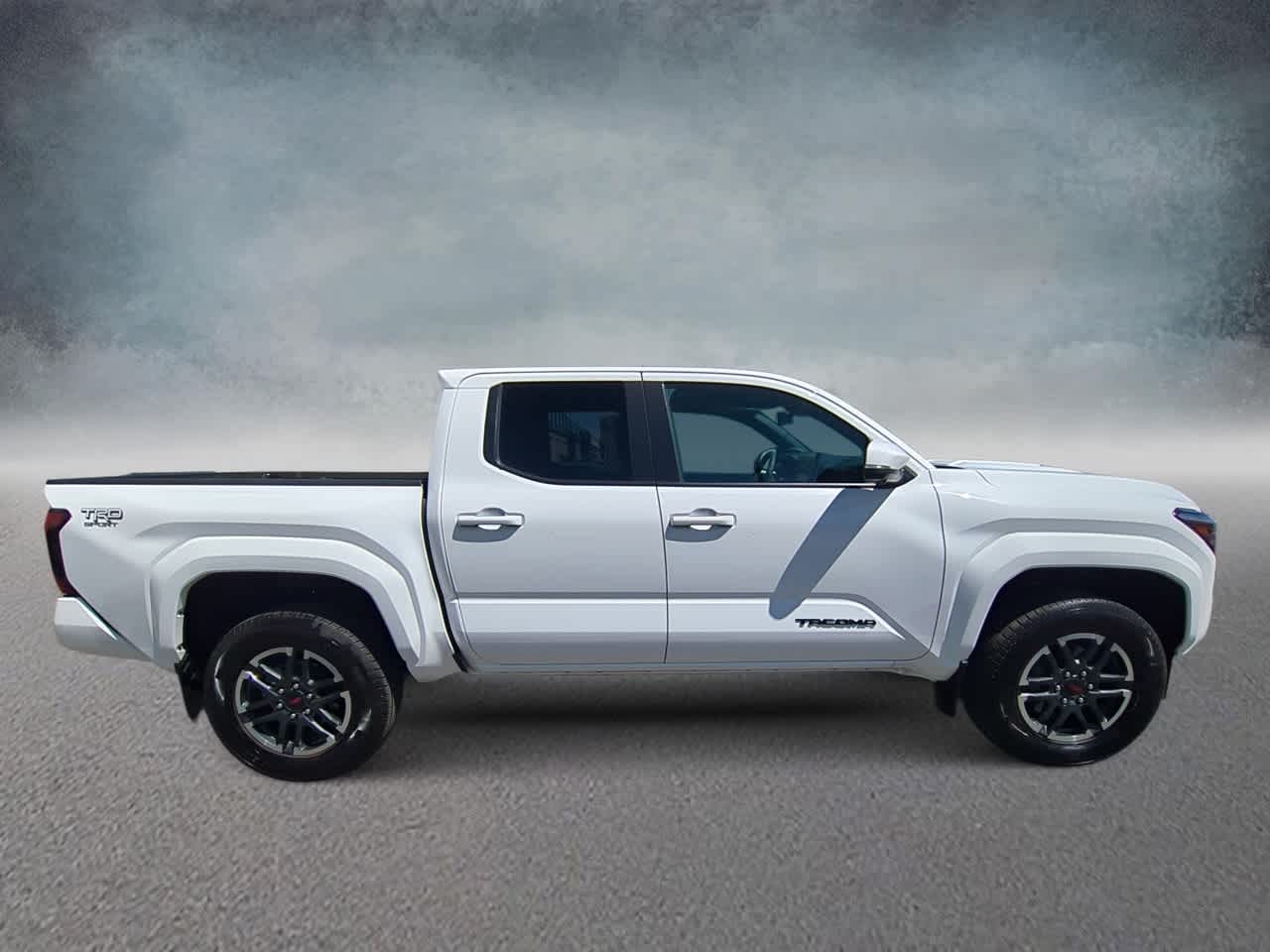 Thumbnail: 2024 Toyota Tacoma - 9