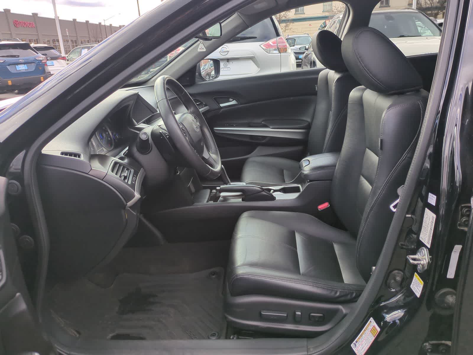 Thumbnail: 2014 Honda Crosstour - 17