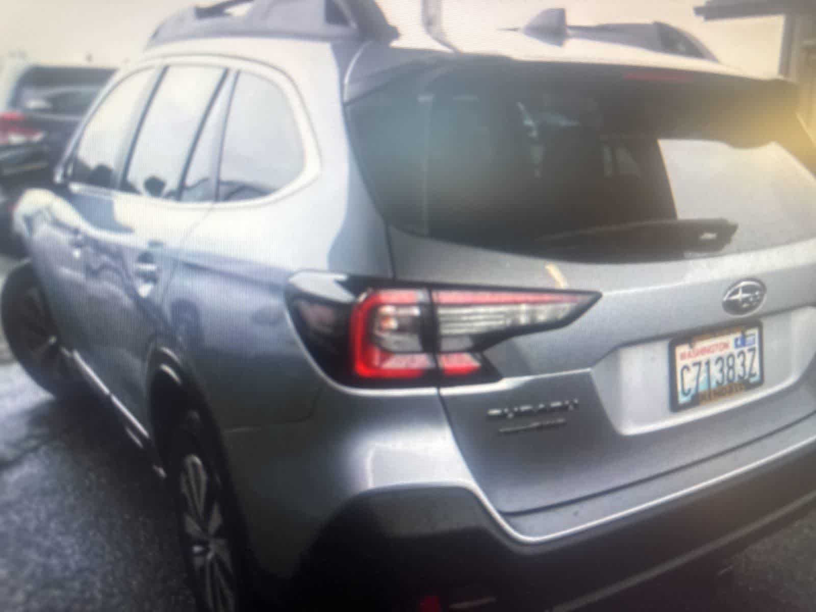 Thumbnail: 2022 Subaru Outback - 10