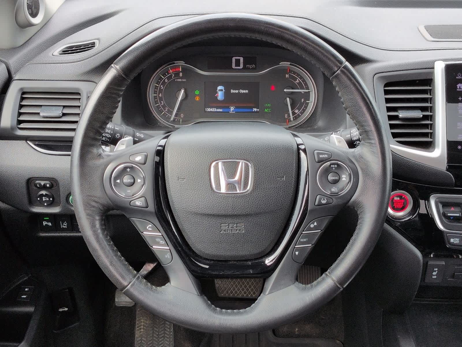 Thumbnail: 2017 Honda Pilot - 24