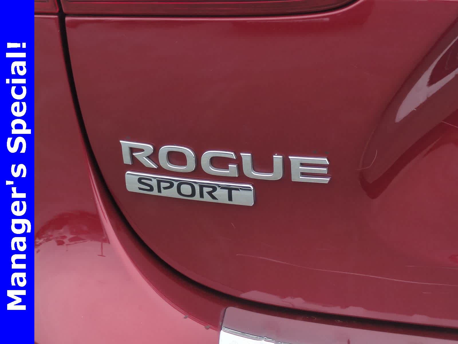 Thumbnail: 2022 Nissan Rogue Sport - 13