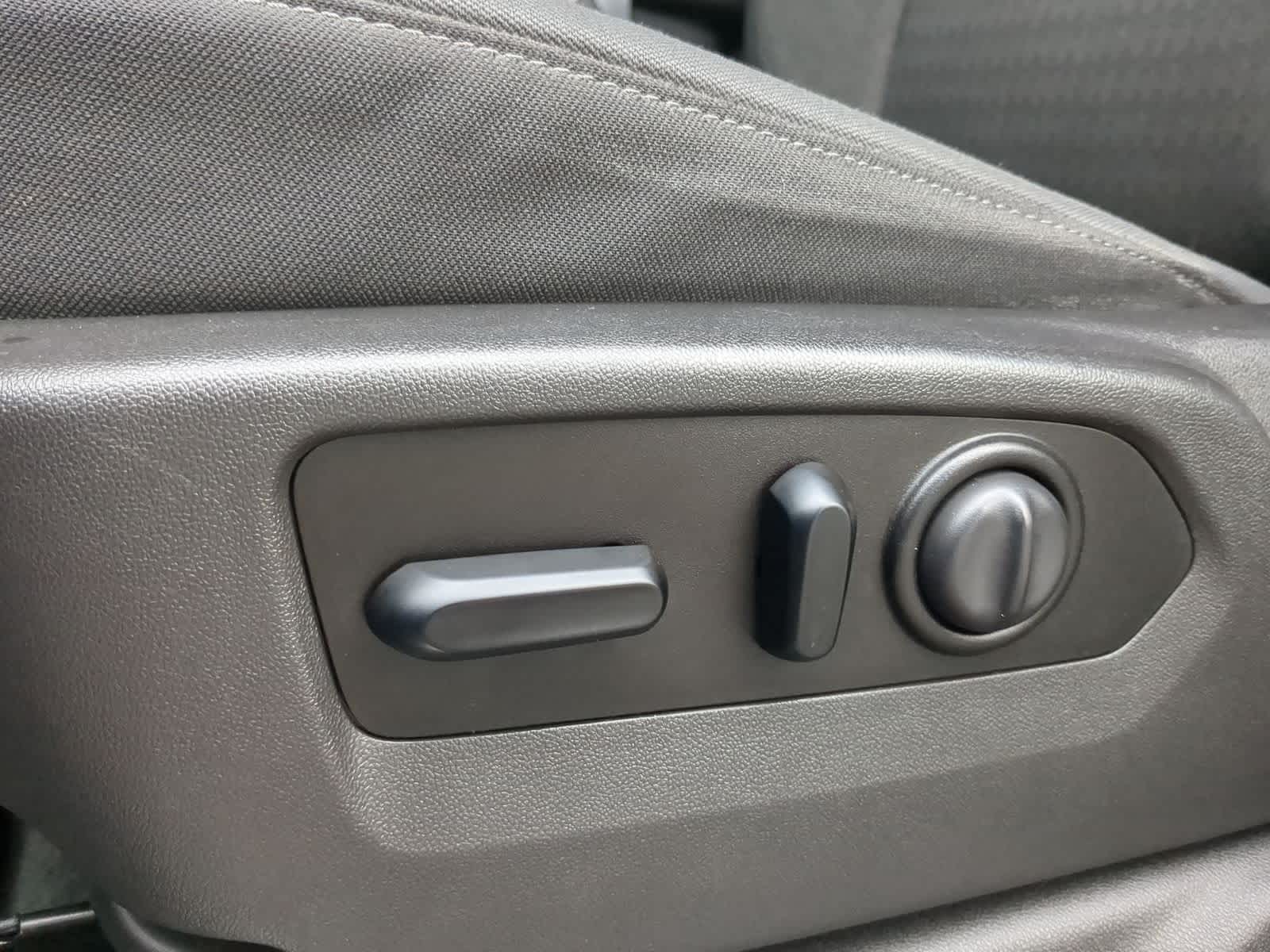 Thumbnail: 2021 Chevrolet Silverado 1500 - 17