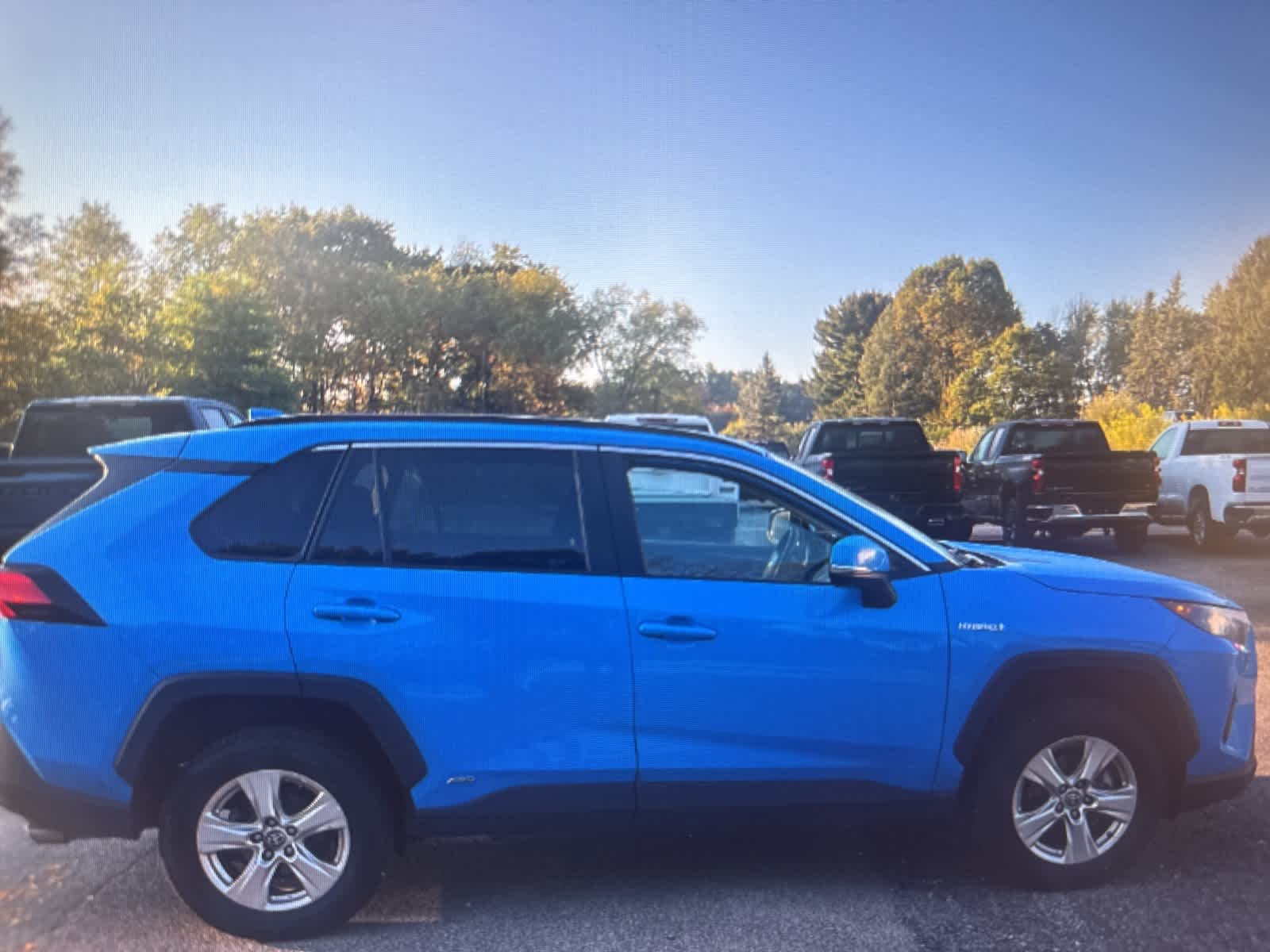 Thumbnail: 2021 Toyota RAV4 - 6