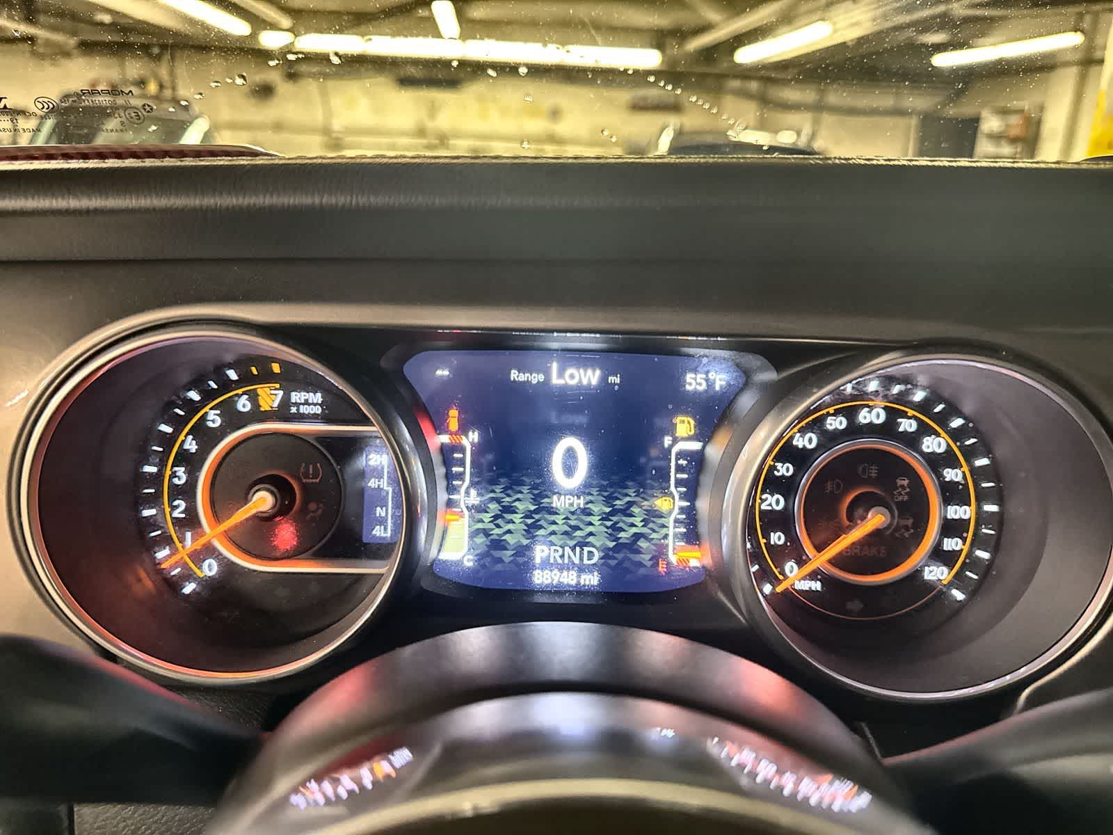 Thumbnail: 2018 Jeep Wrangler - 29