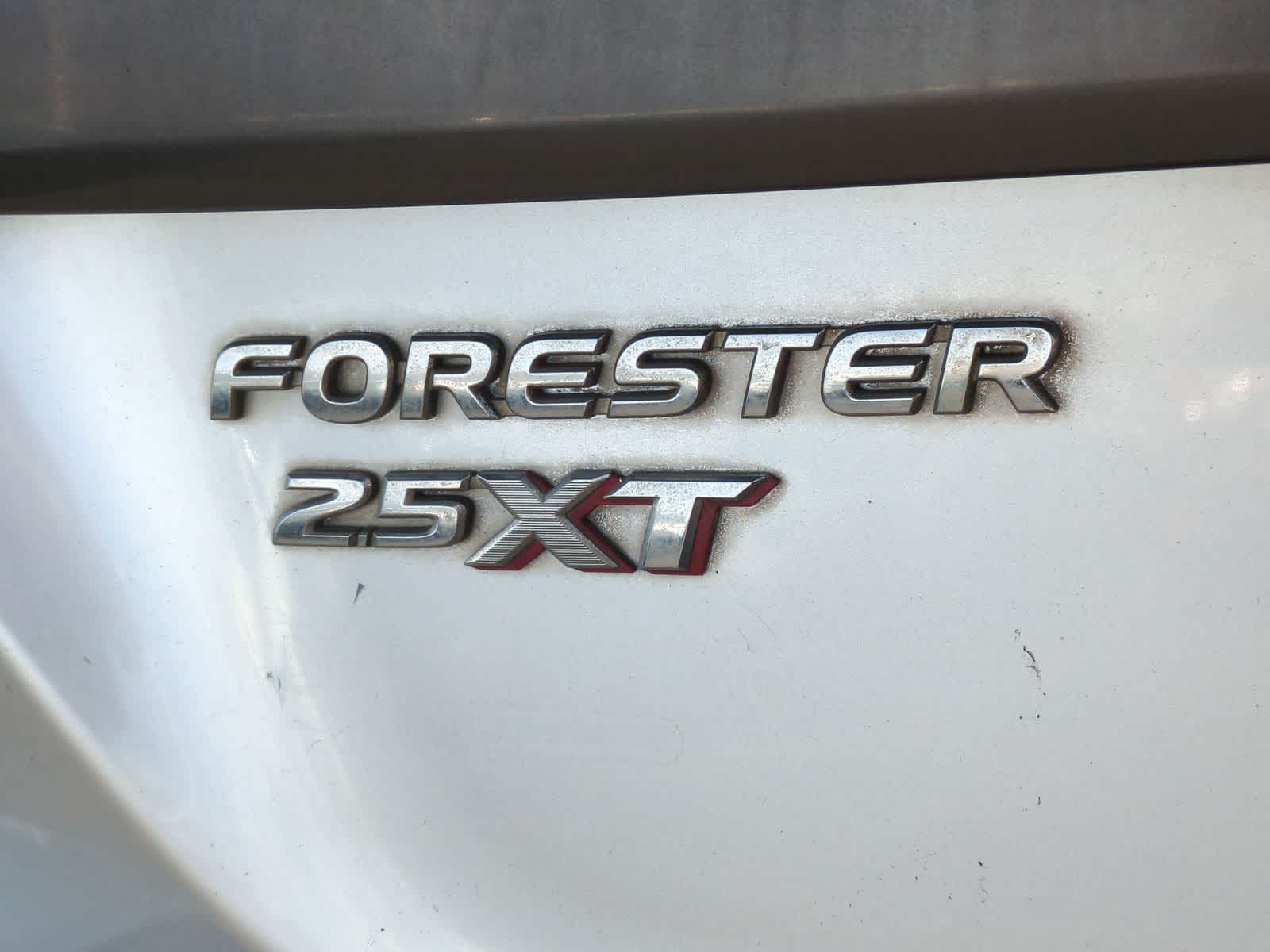 Thumbnail: 2004 Subaru Forester - 13