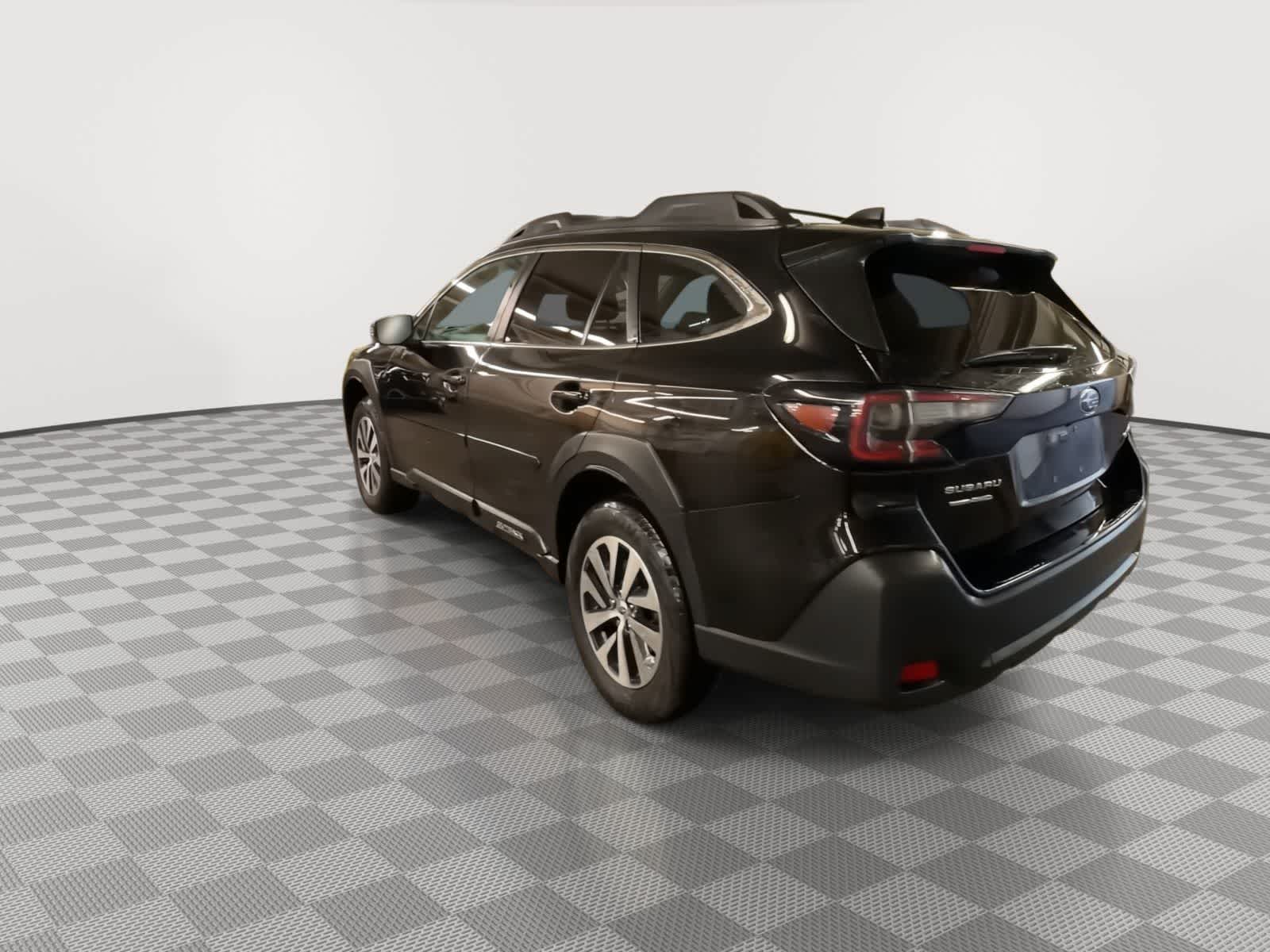Thumbnail: 2023 Subaru Outback - 6