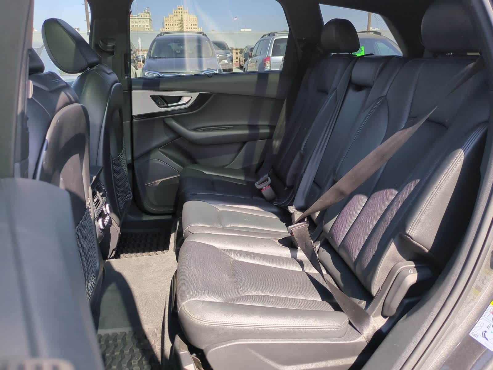 Thumbnail: 2019 Audi Q7 - 21