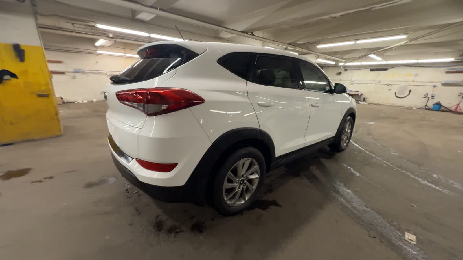 Thumbnail: 2017 Hyundai Tucson - 8