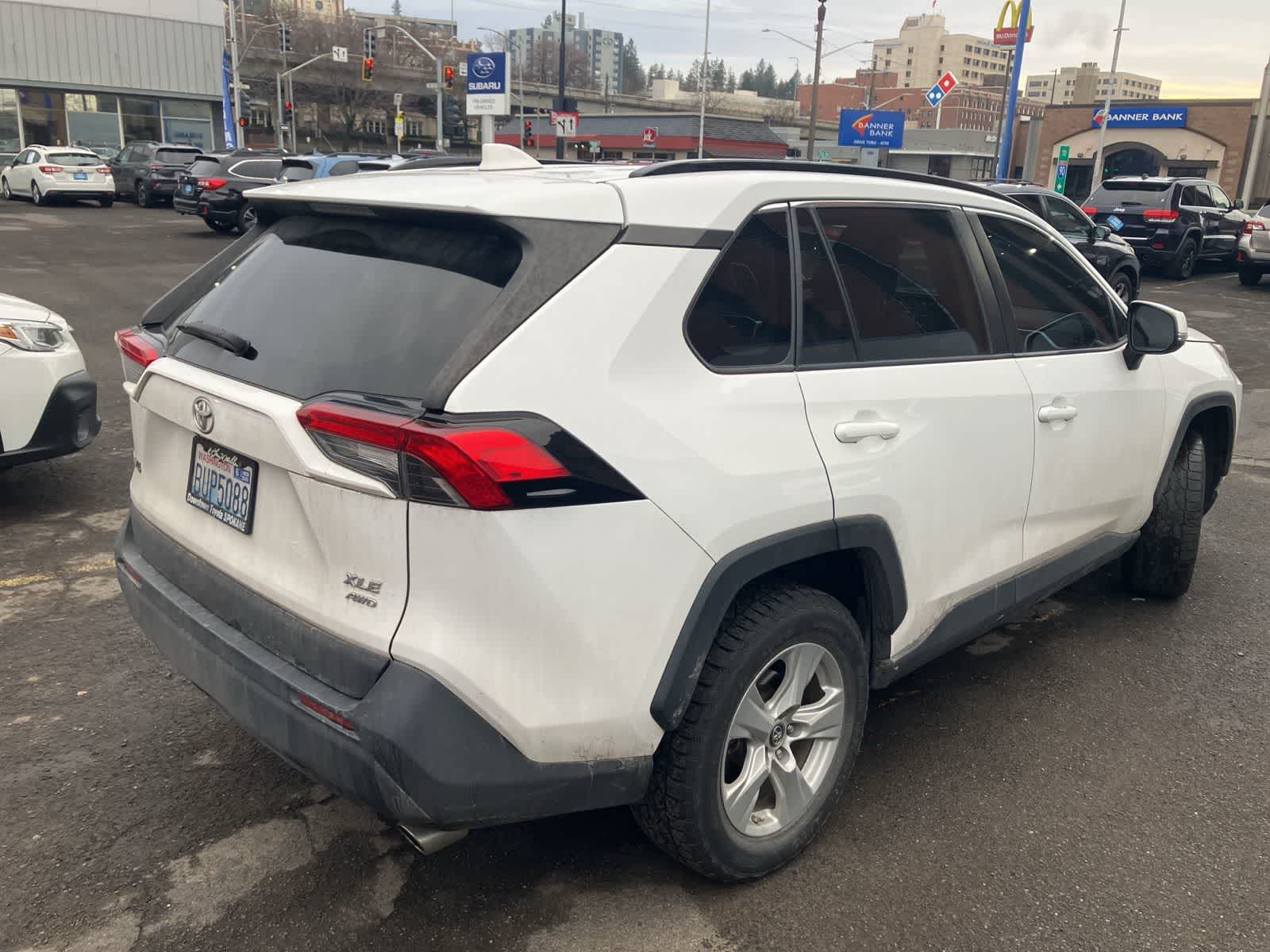 Thumbnail: 2019 Toyota RAV4 - 5