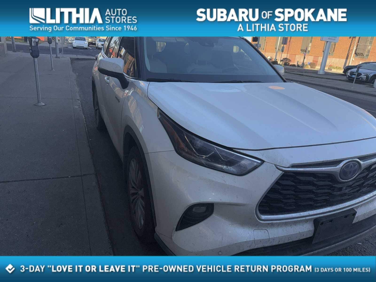 Thumbnail: 2021 Toyota Highlander - 1