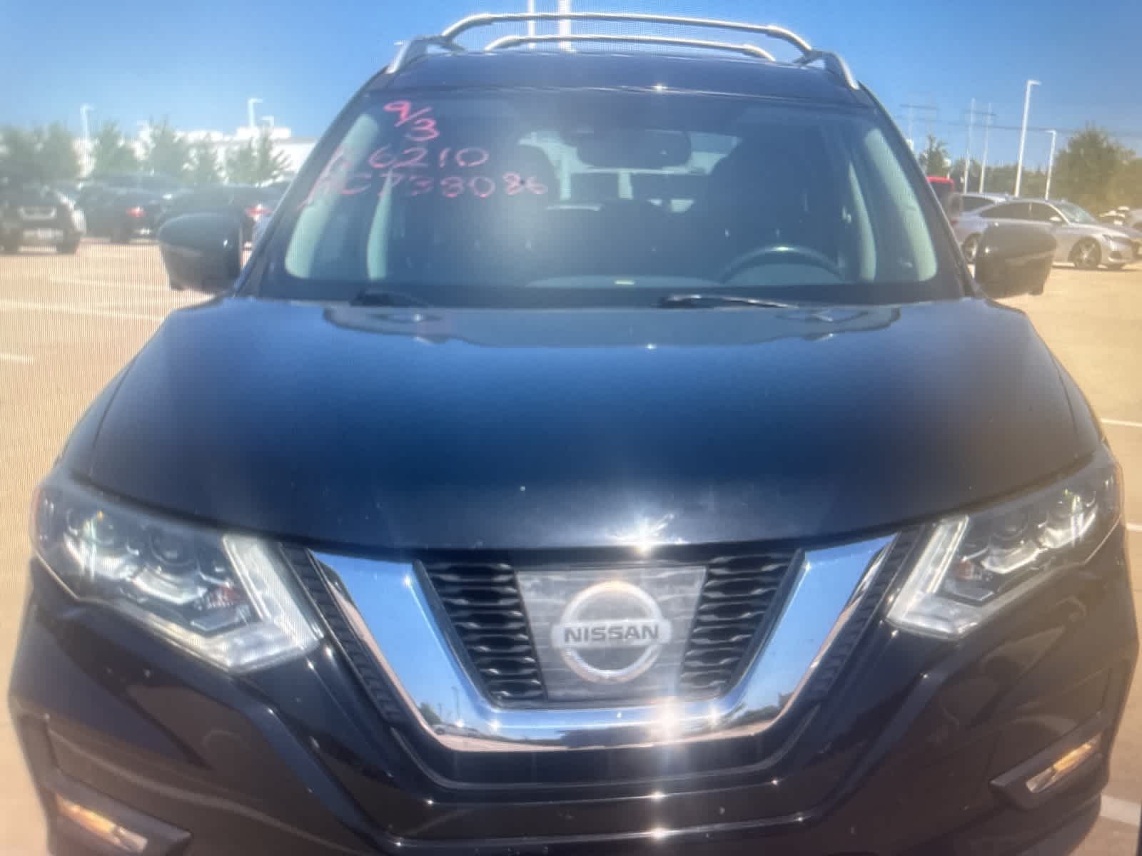 Thumbnail: 2017 Nissan Rogue - 8