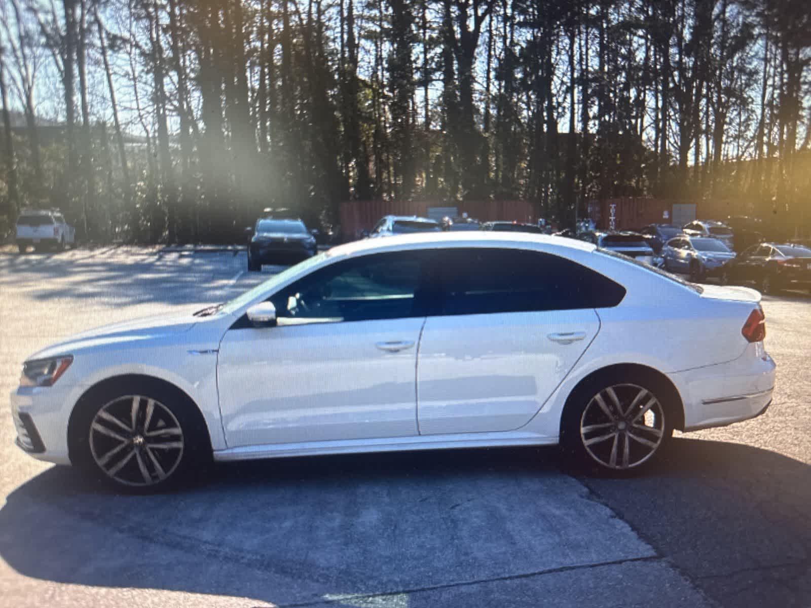 Thumbnail: 2018 Volkswagen Passat - 2