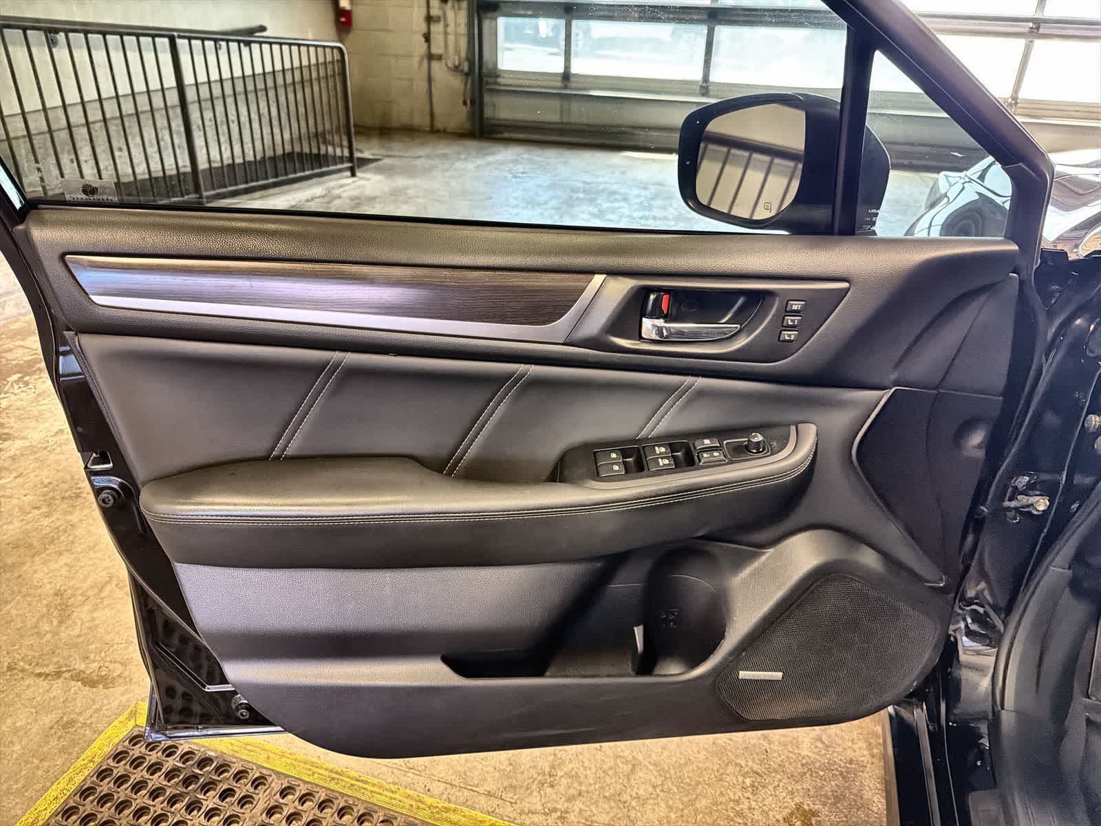 Thumbnail: 2018 Subaru Legacy - 10