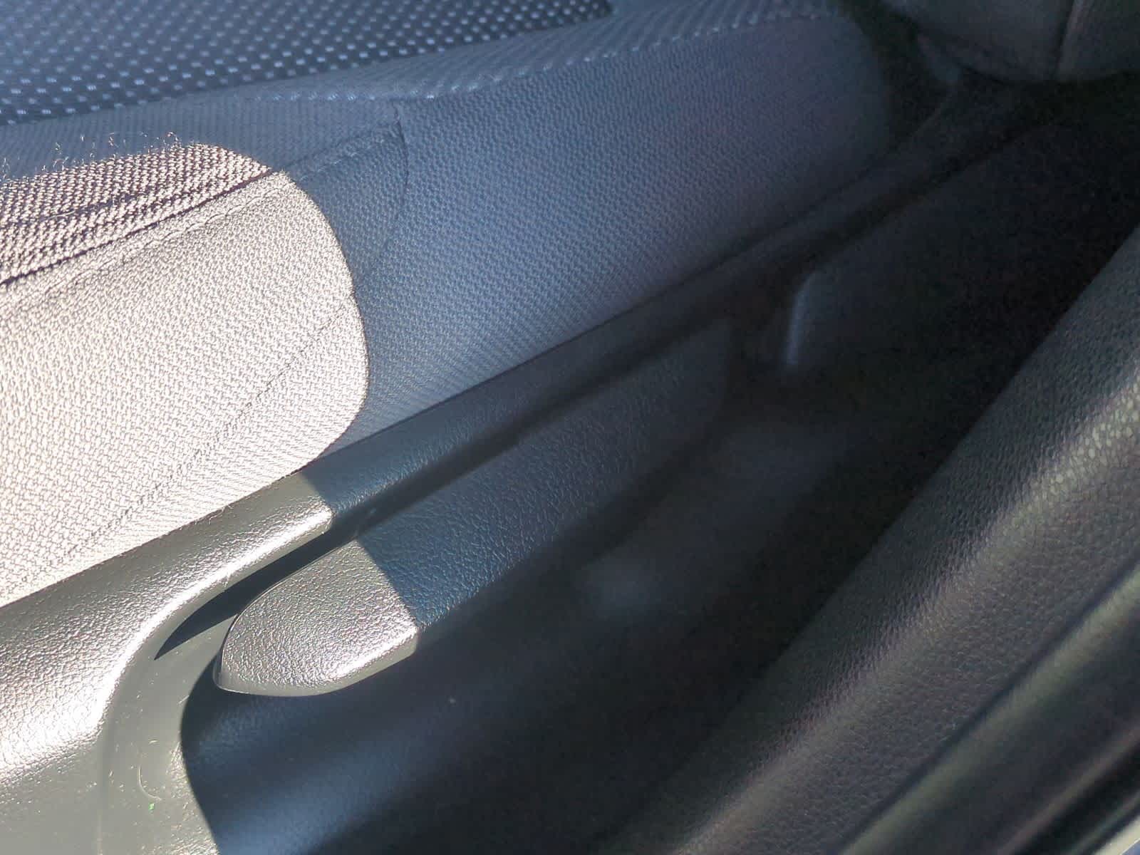 Thumbnail: 2023 Toyota Corolla Cross - 18