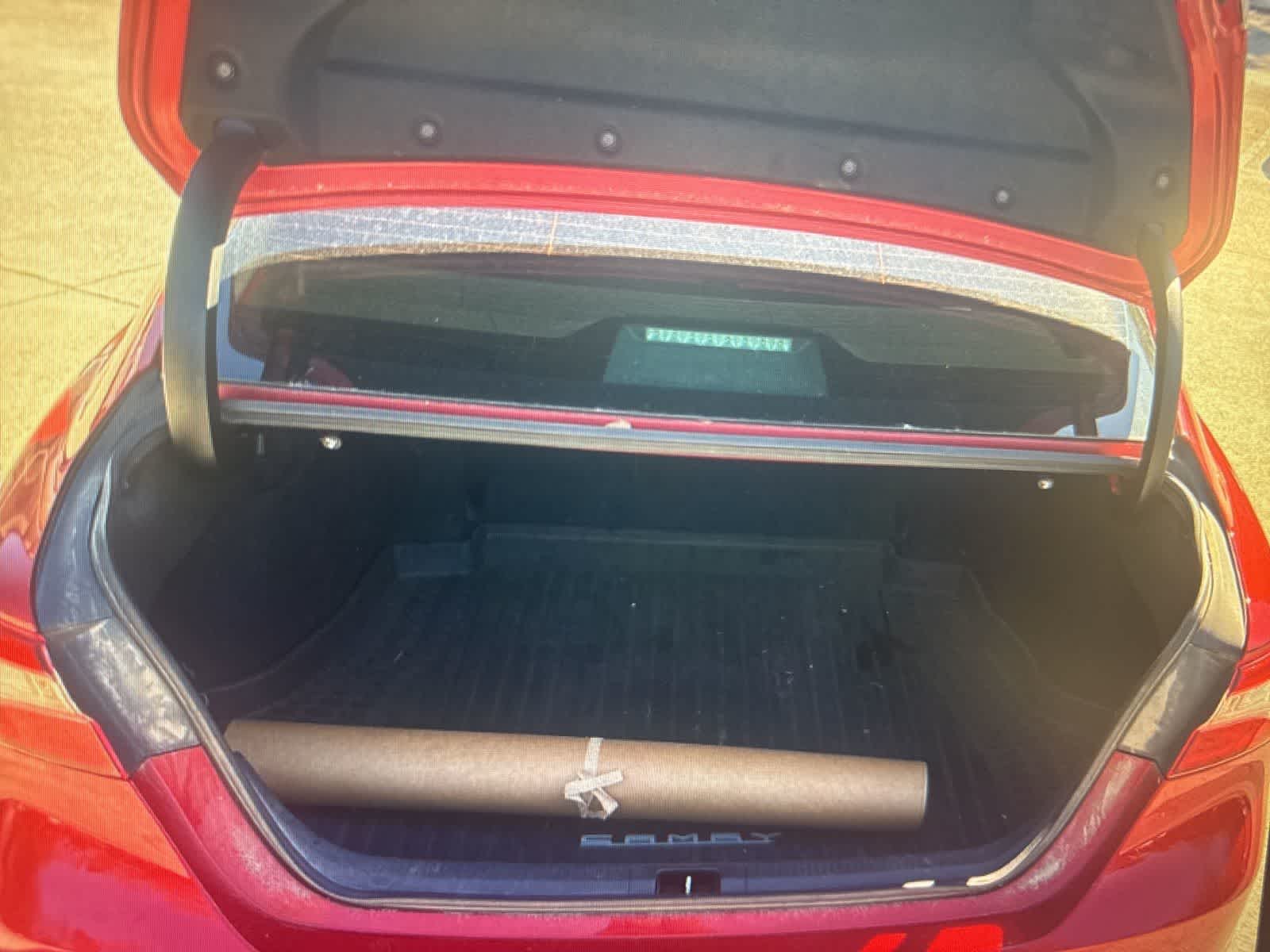 Thumbnail: 2019 Toyota Camry - 20