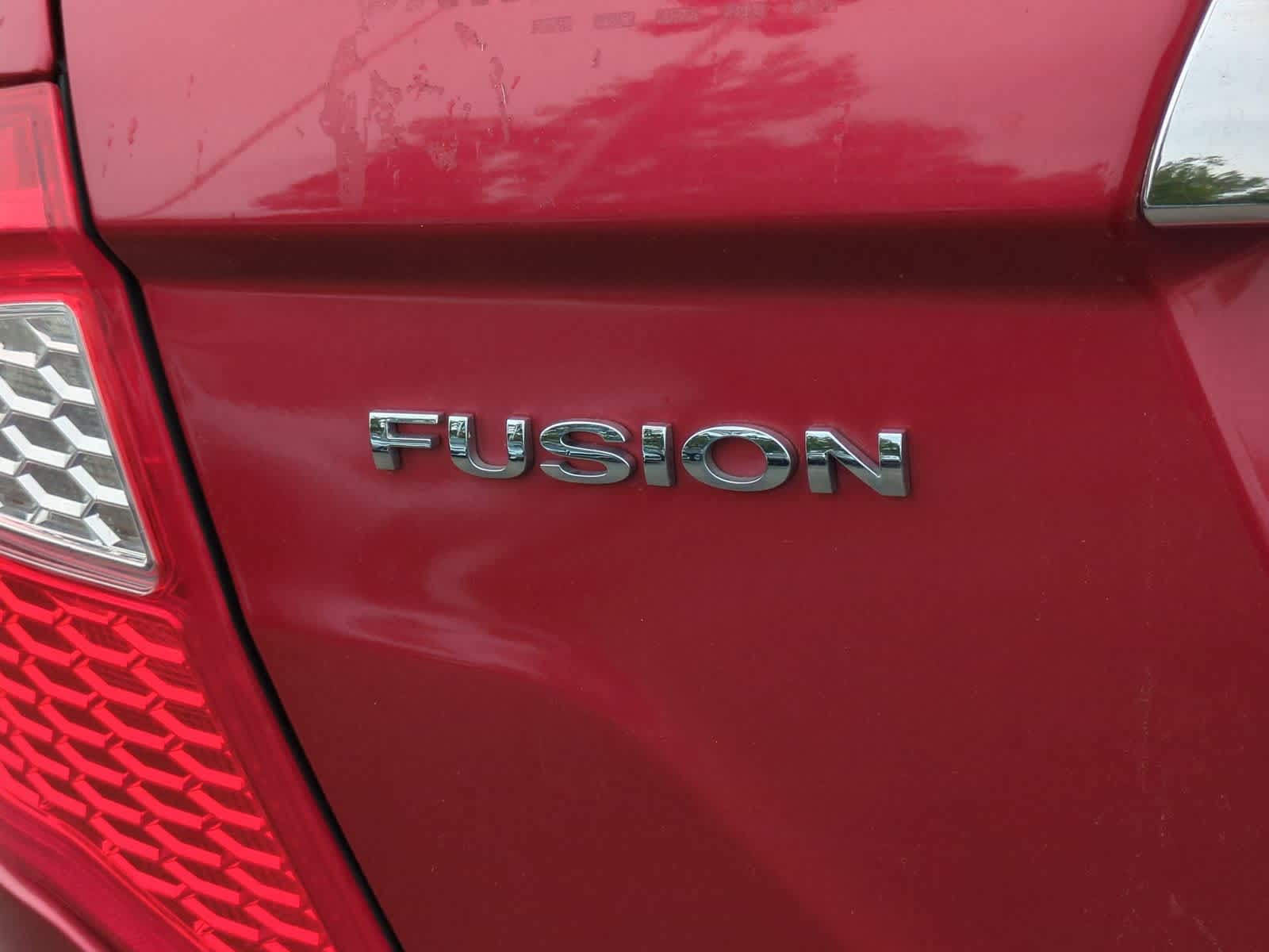 Thumbnail: 2012 Ford Fusion - 13