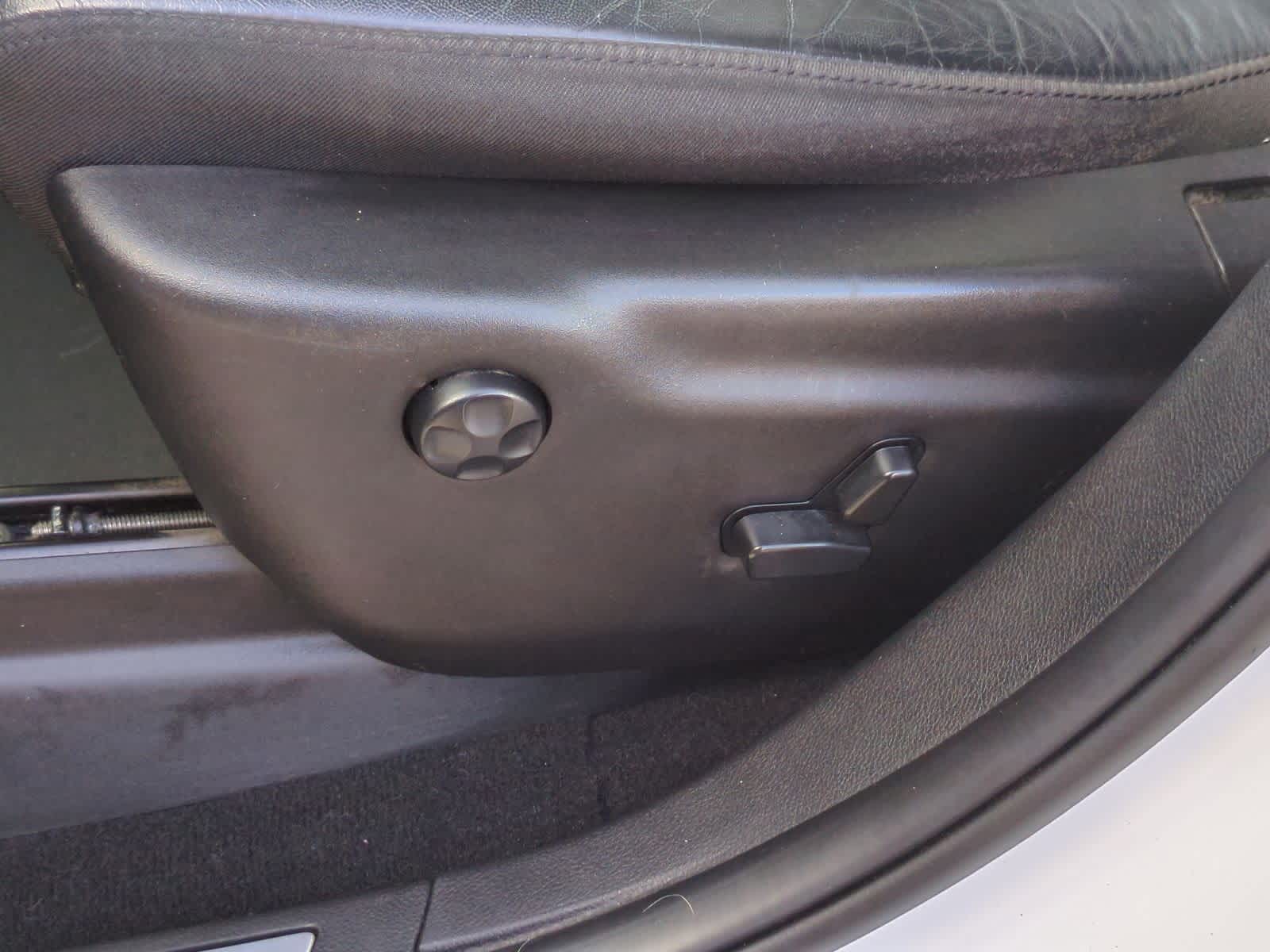 Thumbnail: 2019 Jeep Grand Cherokee - 18