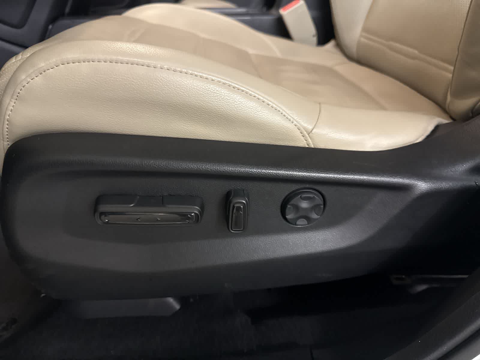 Thumbnail: 2017 Honda CR-V - 18