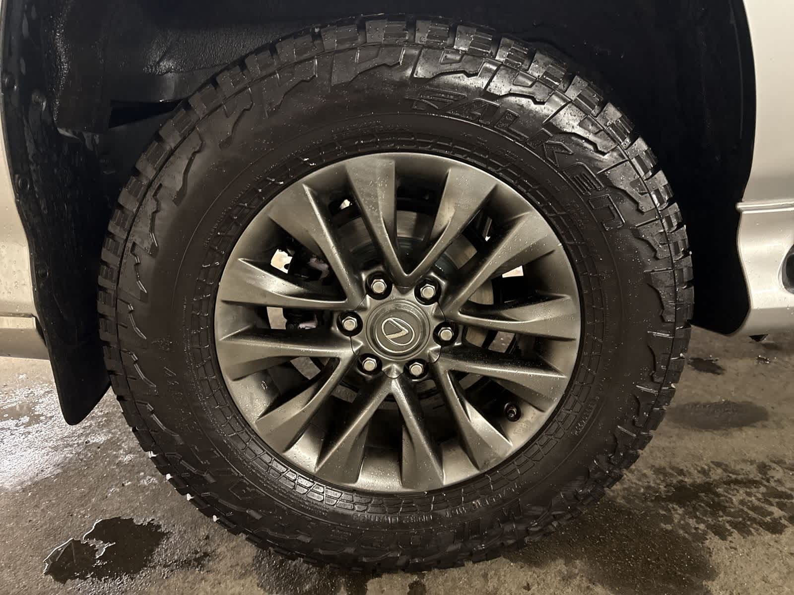 Thumbnail: 2017 Lexus GX - 14