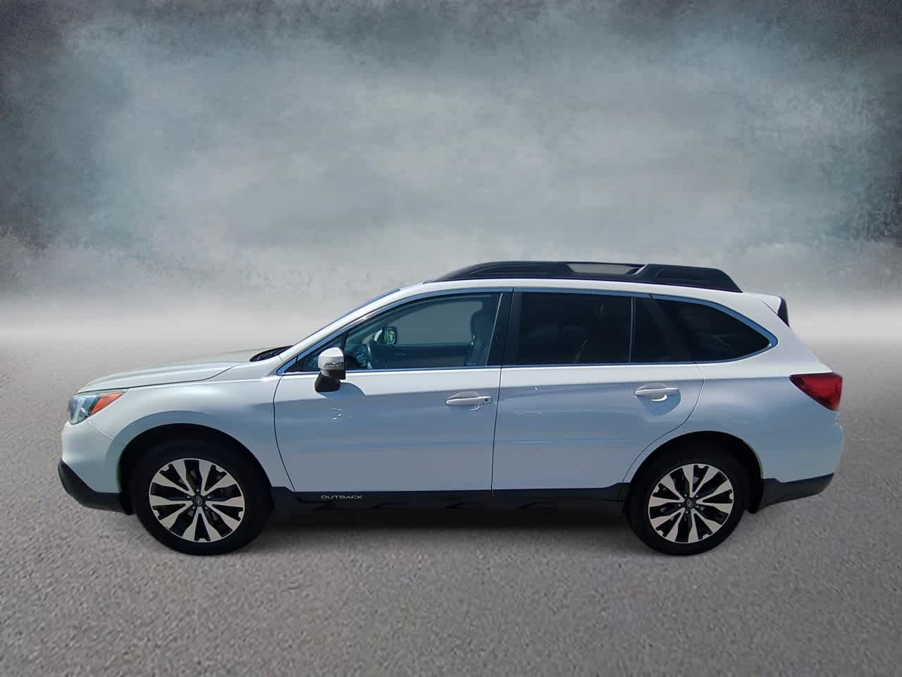 Thumbnail: 2015 Subaru Outback - 5