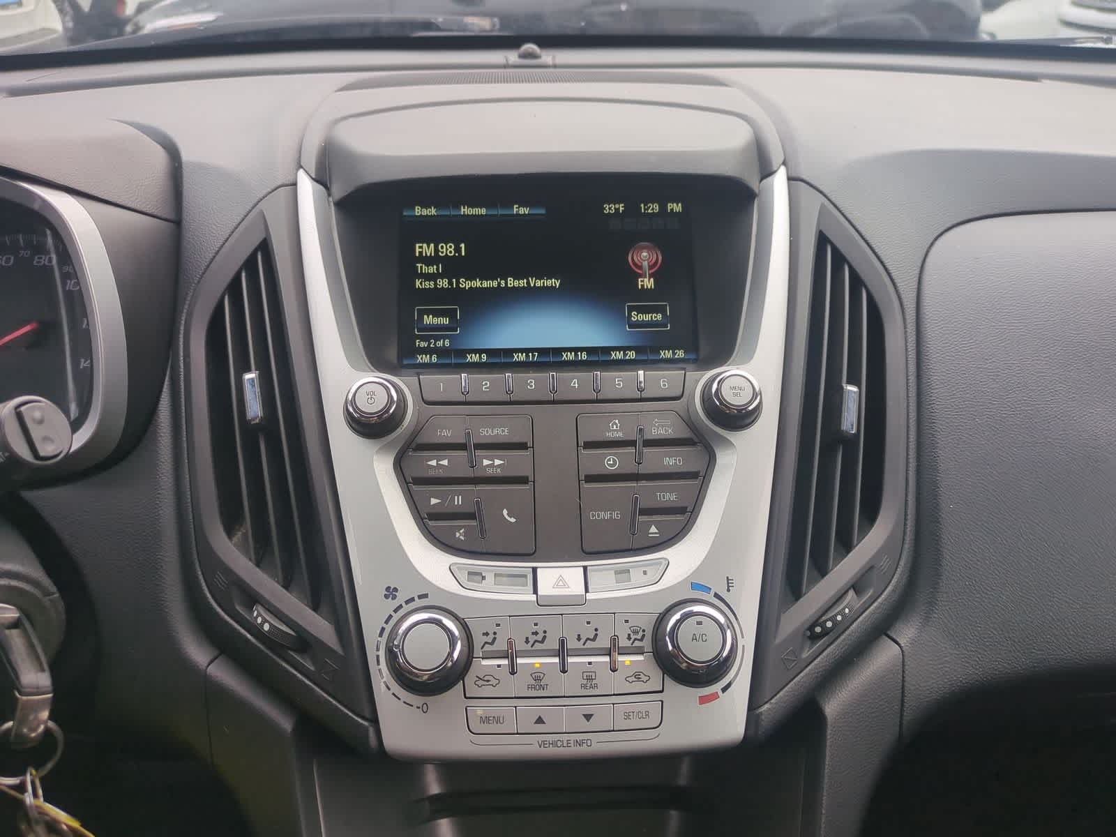 Thumbnail: 2015 Chevrolet Equinox - 29