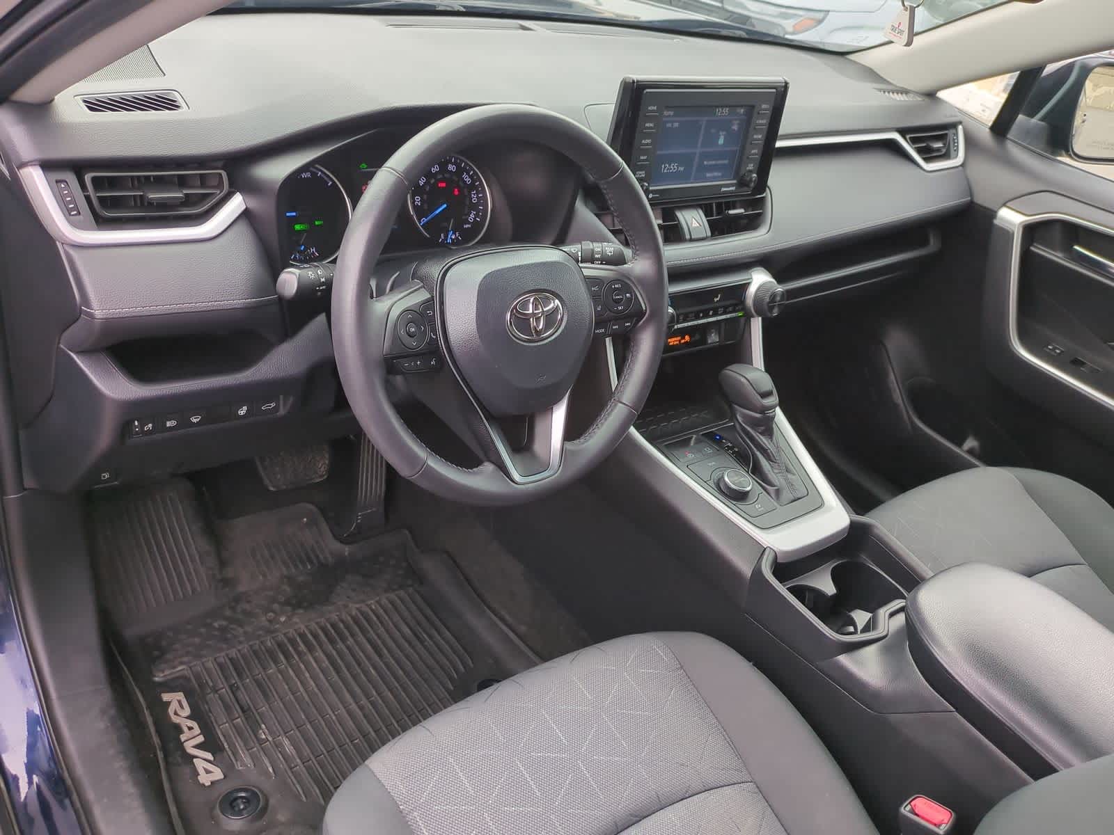 Thumbnail: 2020 Toyota RAV4 - 10